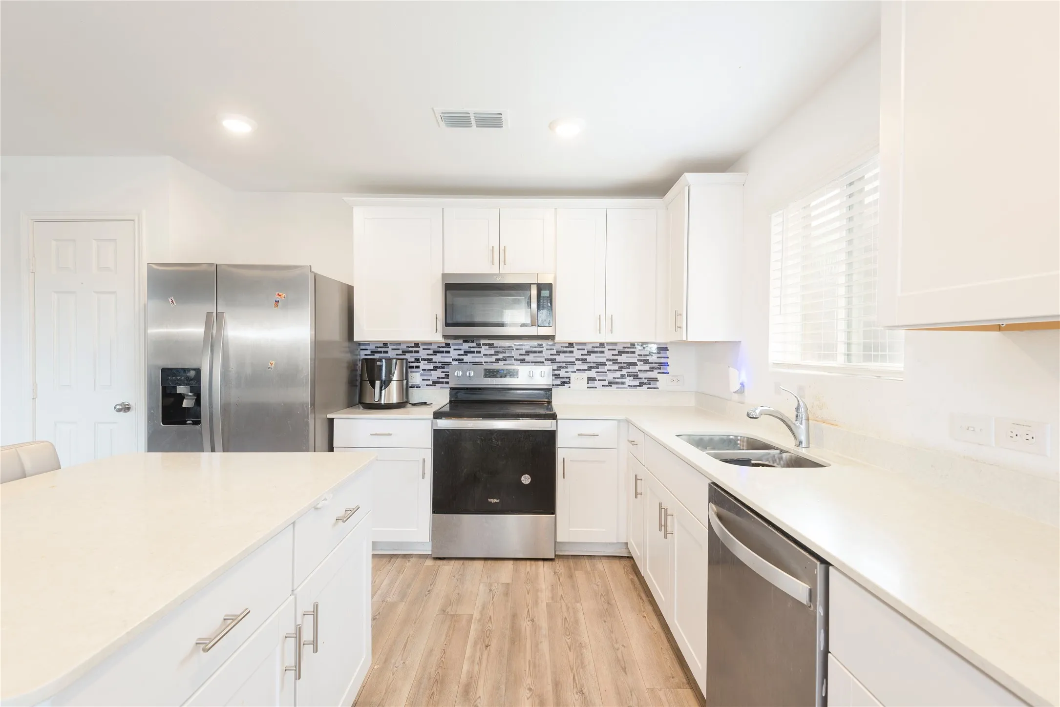 Single Family Residence For Sale in Collin County , 802 Lake Fletcher Road, Princeton, Texas 75407, 4 Bedroom, 3 Bathroom, 2 Garage spaces, 2,419 Sqft, built in 2023, mls#21370416, Real Estate Agent in Princeton, Homes For Sale in Collin county, Homes For Sale in Princeton, Realtor in Princeton Texas, Real Estate Brokerage Independent Realty Texas, Luminita Cordes Realtor