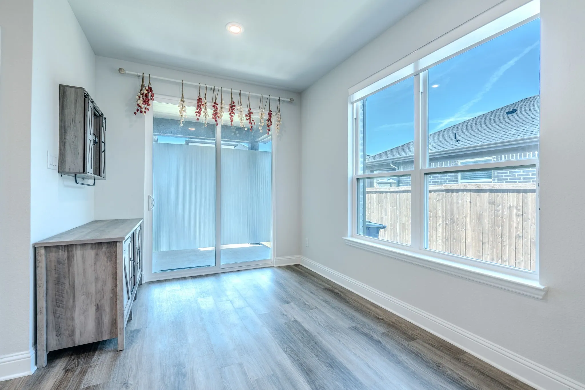Single Family Residence For Rent in Collin County , 11451 Chepstow Crescent Court, Frisco, Texas 75035, 4 Bedroom, 3 Bathroom, 2 Garage spaces, 2,263 Sqft, built in 2024, mls#21365990, Real Estate Agent in Frisco, Homes For Rent in Collin county, Homes For Rent in Frisco, Realtor in Frisco Texas, Real Estate Brokerage Independent Realty Texas, Luminita Cordes Realtor