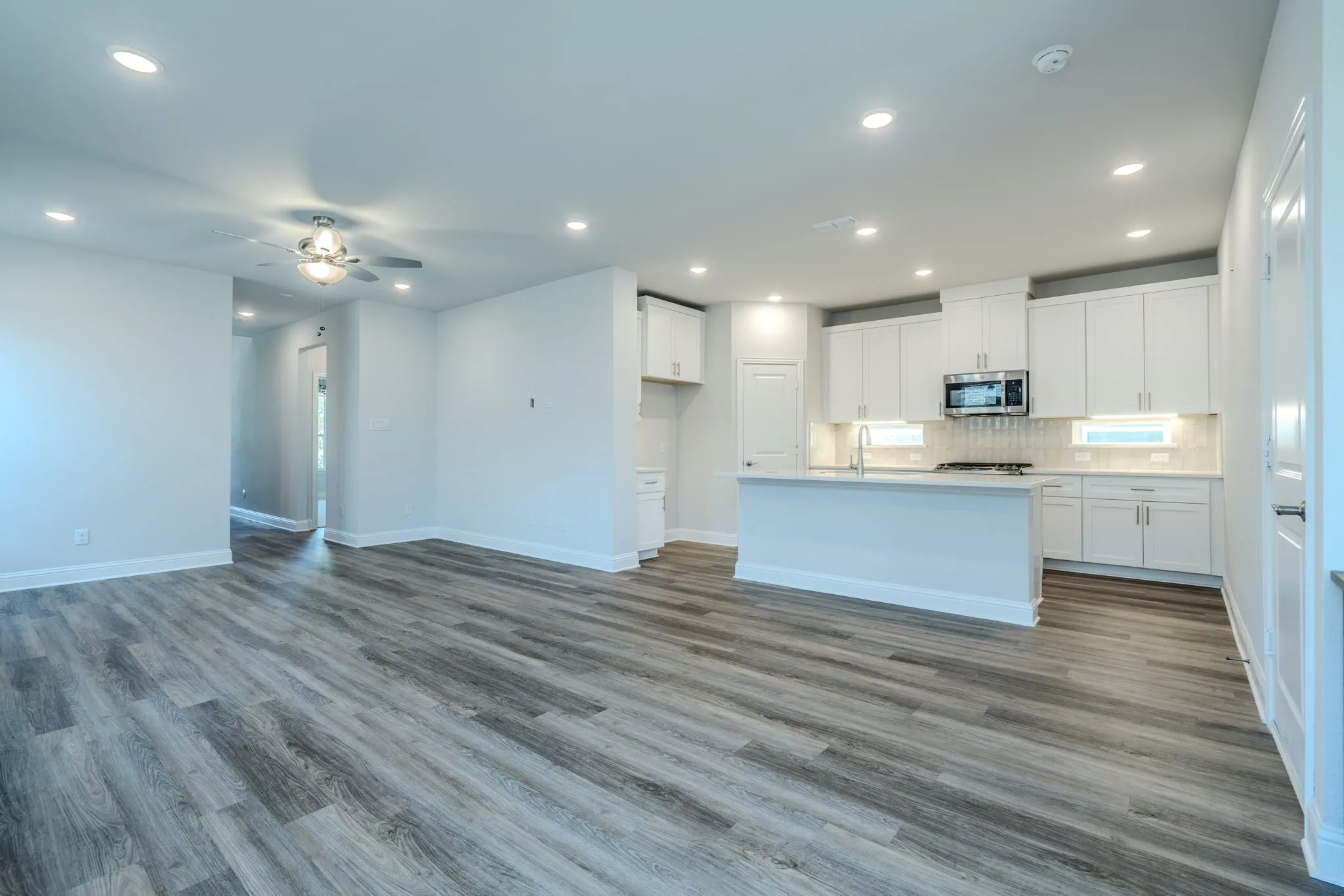 Single Family Residence For Rent in Collin County , 11451 Chepstow Crescent Court, Frisco, Texas 75035, 4 Bedroom, 3 Bathroom, 2 Garage spaces, 2,263 Sqft, built in 2024, mls#21365990, Real Estate Agent in Frisco, Homes For Rent in Collin county, Homes For Rent in Frisco, Realtor in Frisco Texas, Real Estate Brokerage Independent Realty Texas, Luminita Cordes Realtor