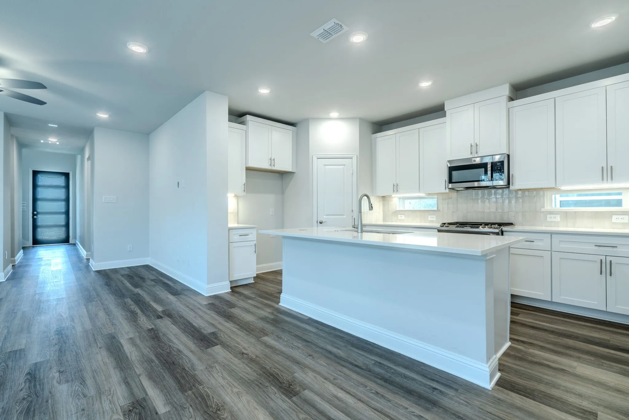 Single Family Residence For Rent in Collin County , 11451 Chepstow Crescent Court, Frisco, Texas 75035, 4 Bedroom, 3 Bathroom, 2 Garage spaces, 2,263 Sqft, built in 2024, mls#21365990, Real Estate Agent in Frisco, Homes For Rent in Collin county, Homes For Rent in Frisco, Realtor in Frisco Texas, Real Estate Brokerage Independent Realty Texas, Luminita Cordes Realtor