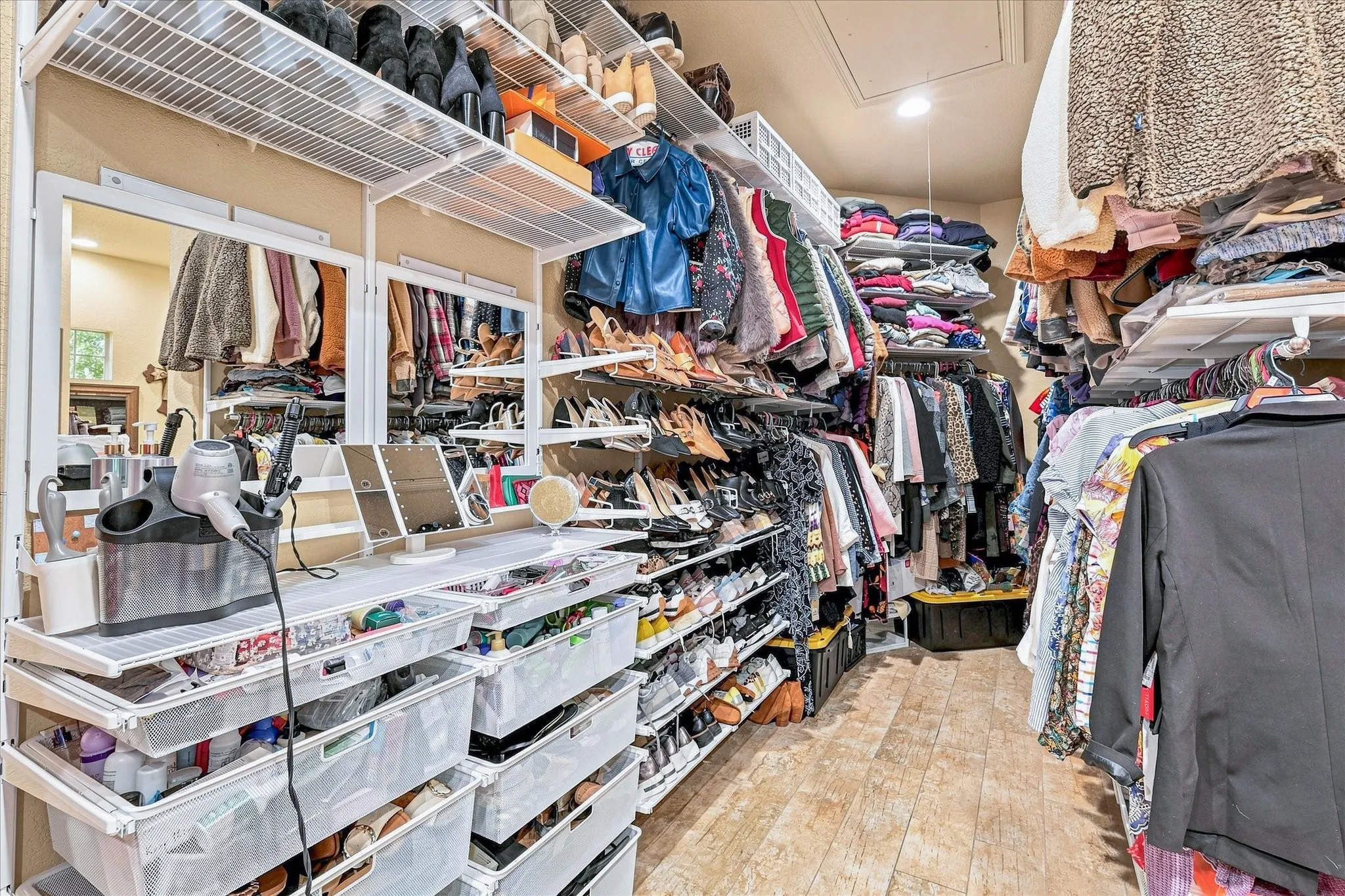 Primary Closet is a fashion lovers dream!