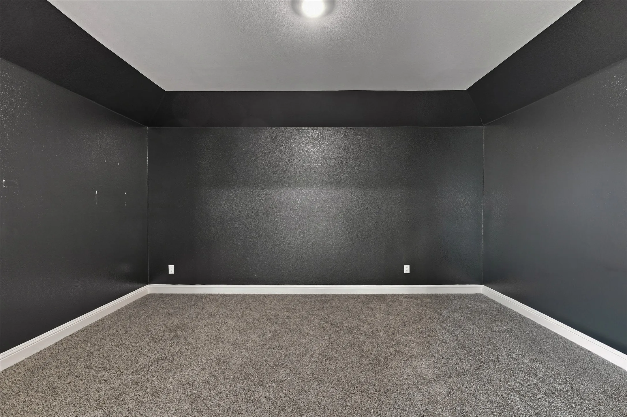 Single Family Residence For Rent in Denton County , 2721 Madera Canyon Road, Aubrey, Texas 76227, 4 Bedroom, 3 Bathroom, 3 Garage spaces, 3,413 Sqft, built in 2021, mls#21369116, Real Estate Agent in Aubrey, Homes For Rent in Denton county, Homes For Rent in Aubrey, Realtor in Aubrey Texas, Real Estate Brokerage Independent Realty Texas, Luminita Cordes Realtor