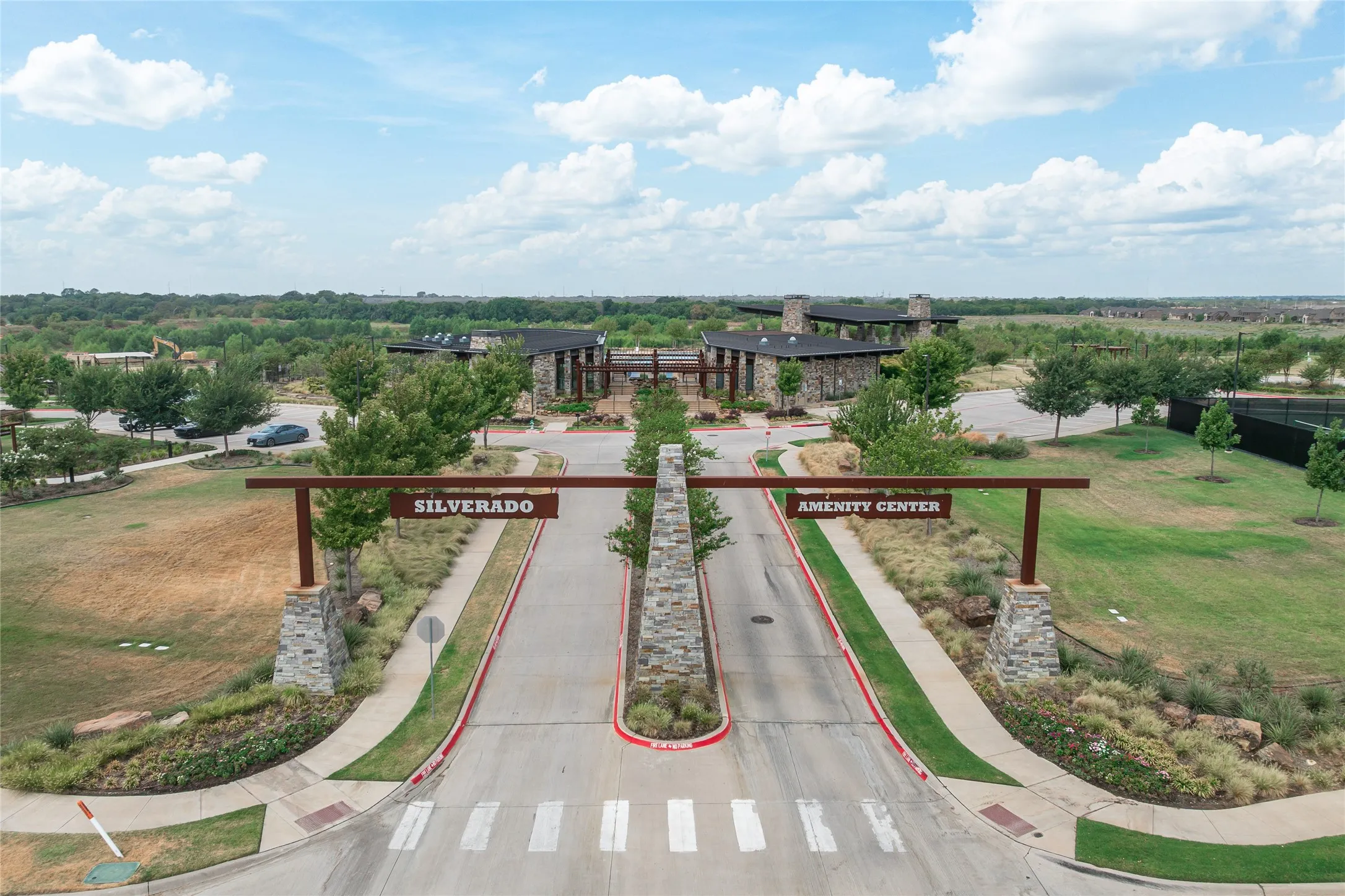 Single Family Residence For Rent in Denton County , 2721 Madera Canyon Road, Aubrey, Texas 76227, 4 Bedroom, 3 Bathroom, 3 Garage spaces, 3,413 Sqft, built in 2021, mls#21369116, Real Estate Agent in Aubrey, Homes For Rent in Denton county, Homes For Rent in Aubrey, Realtor in Aubrey Texas, Real Estate Brokerage Independent Realty Texas, Luminita Cordes Realtor