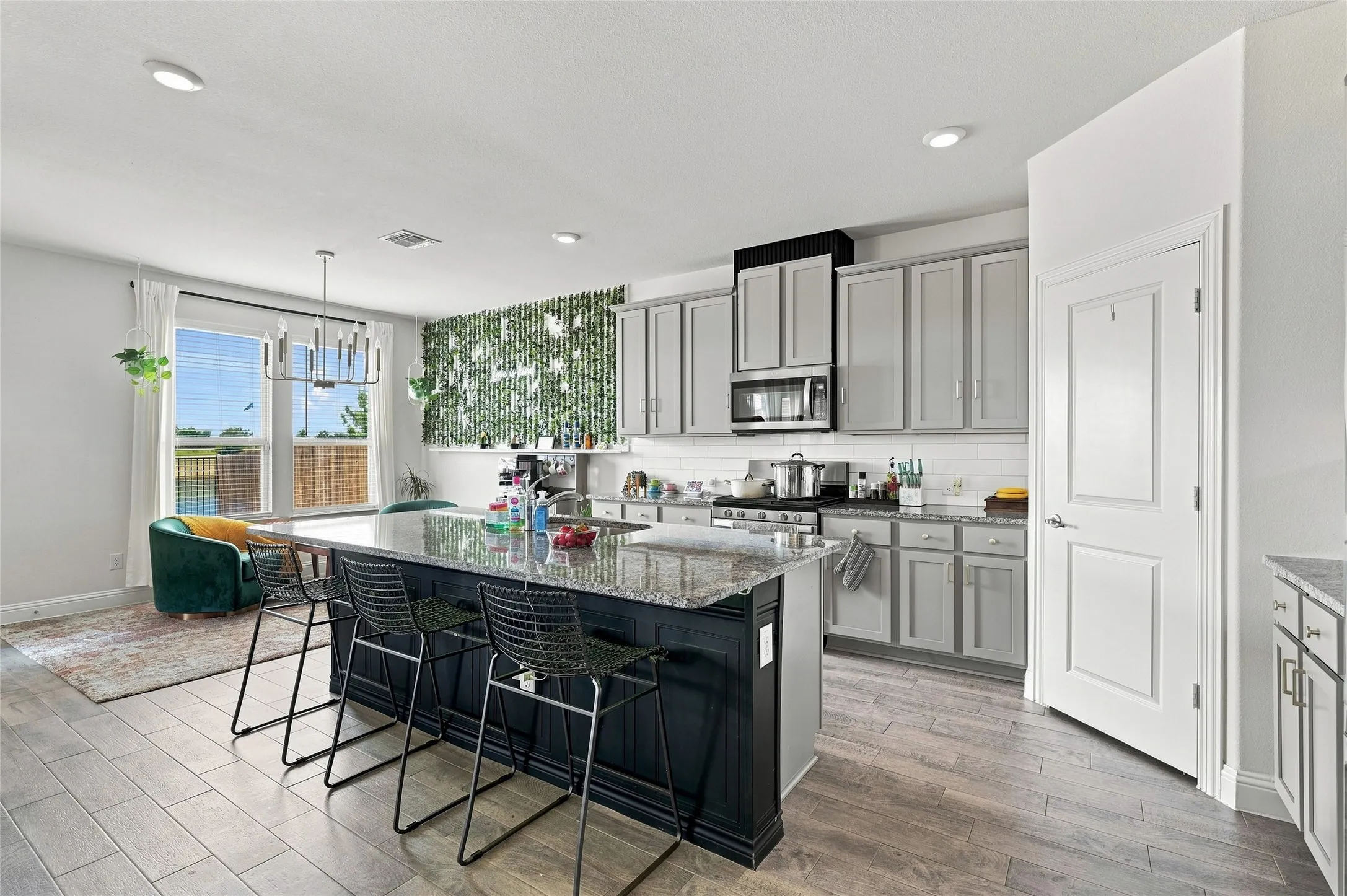 Single Family Residence For Rent in Denton County , 2721 Madera Canyon Road, Aubrey, Texas 76227, 4 Bedroom, 3 Bathroom, 3 Garage spaces, 3,413 Sqft, built in 2021, mls#21369116, Real Estate Agent in Aubrey, Homes For Rent in Denton county, Homes For Rent in Aubrey, Realtor in Aubrey Texas, Real Estate Brokerage Independent Realty Texas, Luminita Cordes Realtor