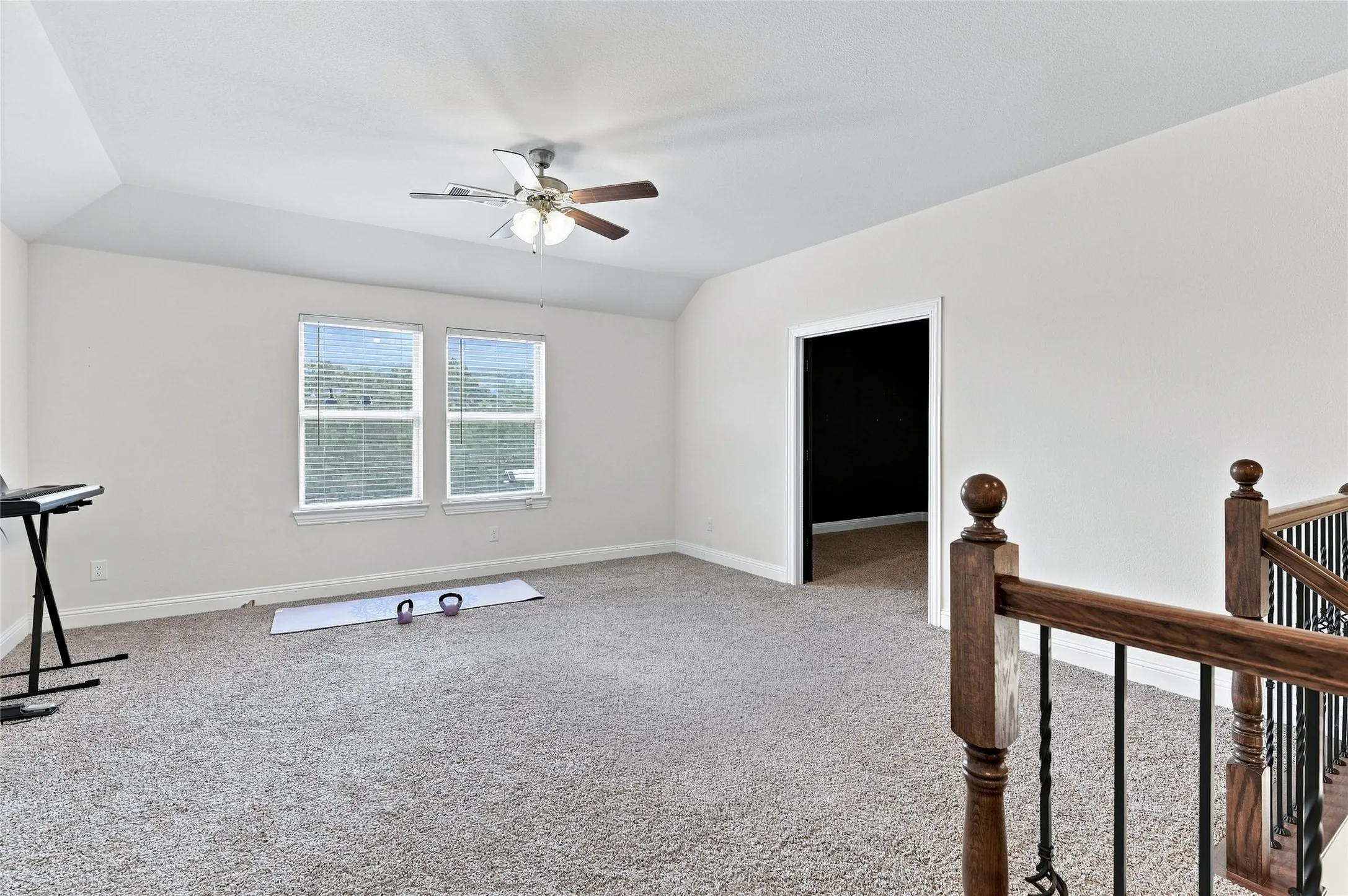 Single Family Residence For Rent in Denton County , 2721 Madera Canyon Road, Aubrey, Texas 76227, 4 Bedroom, 3 Bathroom, 3 Garage spaces, 3,413 Sqft, built in 2021, mls#21369116, Real Estate Agent in Aubrey, Homes For Rent in Denton county, Homes For Rent in Aubrey, Realtor in Aubrey Texas, Real Estate Brokerage Independent Realty Texas, Luminita Cordes Realtor