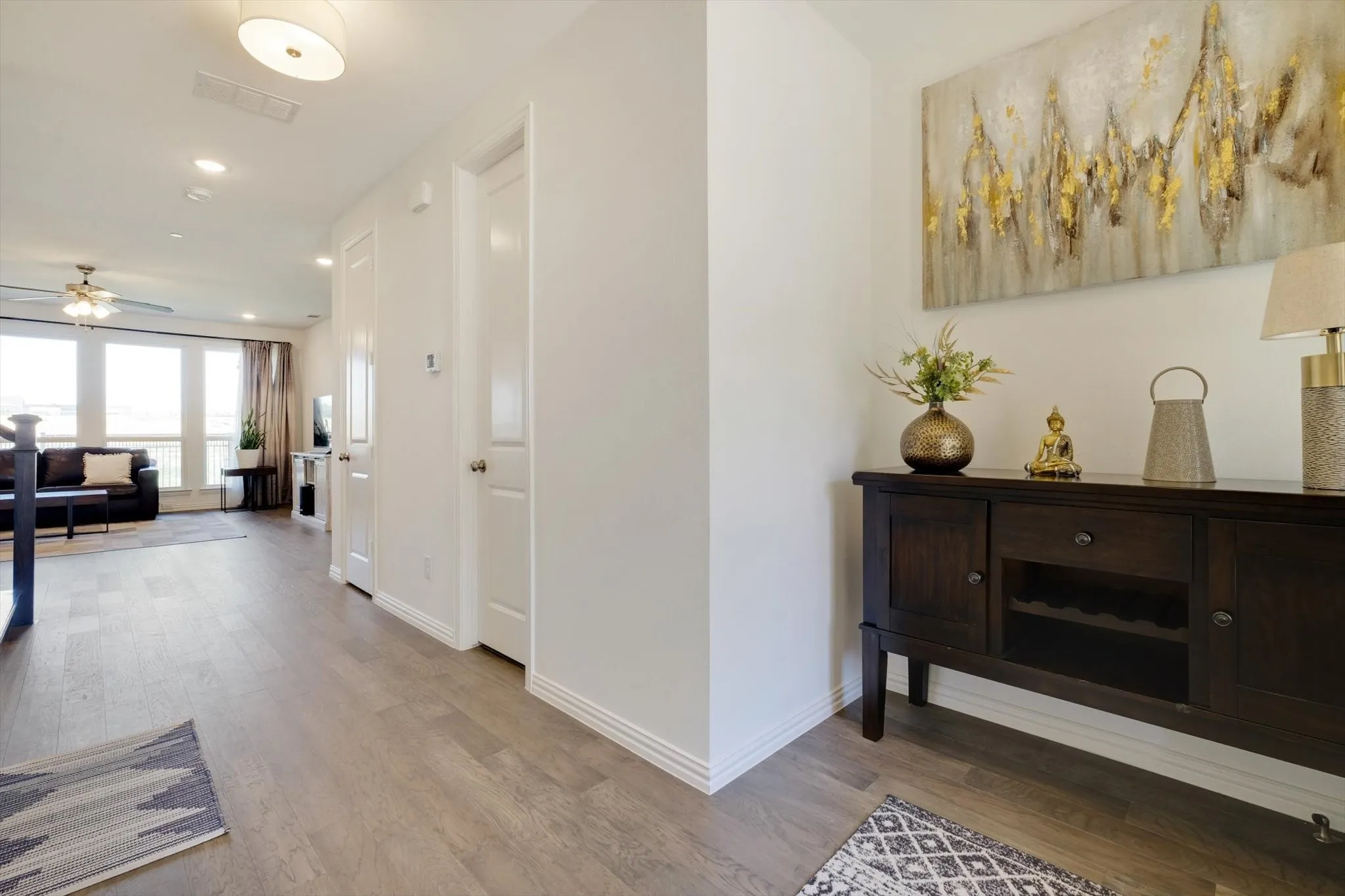 Townhouse For Rent in Denton County , 205 Somerset Drive, Lewisville, Texas 75056, 3 Bedroom, 3 Bathroom, 2 Garage spaces, 2,544 Sqft, built in 2020, mls#21370638, Real Estate Agent in Lewisville, Homes For Rent in Denton county, Homes For Rent in Lewisville, Realtor in Lewisville Texas, Real Estate Brokerage Independent Realty Texas, Luminita Cordes Realtor