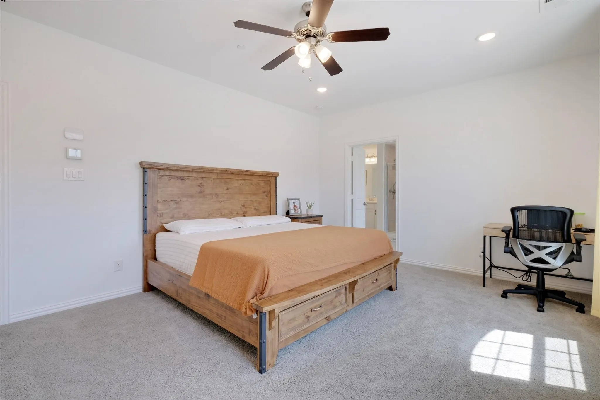 Townhouse For Rent in Denton County , 205 Somerset Drive, Lewisville, Texas 75056, 3 Bedroom, 3 Bathroom, 2 Garage spaces, 2,544 Sqft, built in 2020, mls#21370638, Real Estate Agent in Lewisville, Homes For Rent in Denton county, Homes For Rent in Lewisville, Realtor in Lewisville Texas, Real Estate Brokerage Independent Realty Texas, Luminita Cordes Realtor