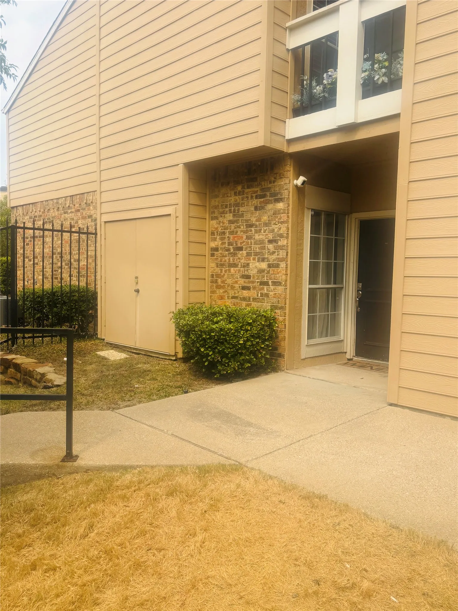 Condominium For Sale in Dallas County , 14277 Preston Road 416, Dallas, Texas 75254, 1 Bedroom, 1 Bathroom, Garage spaces, 709 Sqft, built in 1982, mls#21370646, Real Estate Agent in Dallas, Homes For Sale in Dallas county, Homes For Sale in Dallas, Realtor in Dallas Texas, Real Estate Brokerage Independent Realty Texas, Luminita Cordes Realtor