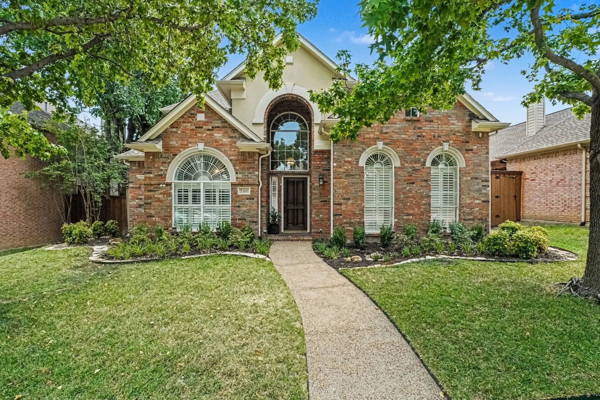 Single Family Residence For Sale in Collin County , 5360 Gatesworth Lane, Dallas, Texas 75287, 3 Bedroom, 3 Bathroom, 2 Garage spaces, 2,897 Sqft, built in 1997, mls#21367506, Real Estate Agent in Dallas, Homes For Sale in Collin county, Homes For Sale in Dallas, Realtor in Dallas Texas, Real Estate Brokerage Independent Realty Texas, Luminita Cordes Realtor