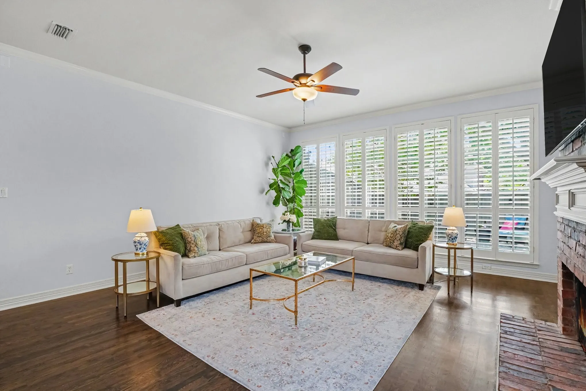 Single Family Residence For Sale in Collin County , 5360 Gatesworth Lane, Dallas, Texas 75287, 3 Bedroom, 3 Bathroom, 2 Garage spaces, 2,897 Sqft, built in 1997, mls#21367506, Real Estate Agent in Dallas, Homes For Sale in Collin county, Homes For Sale in Dallas, Realtor in Dallas Texas, Real Estate Brokerage Independent Realty Texas, Luminita Cordes Realtor