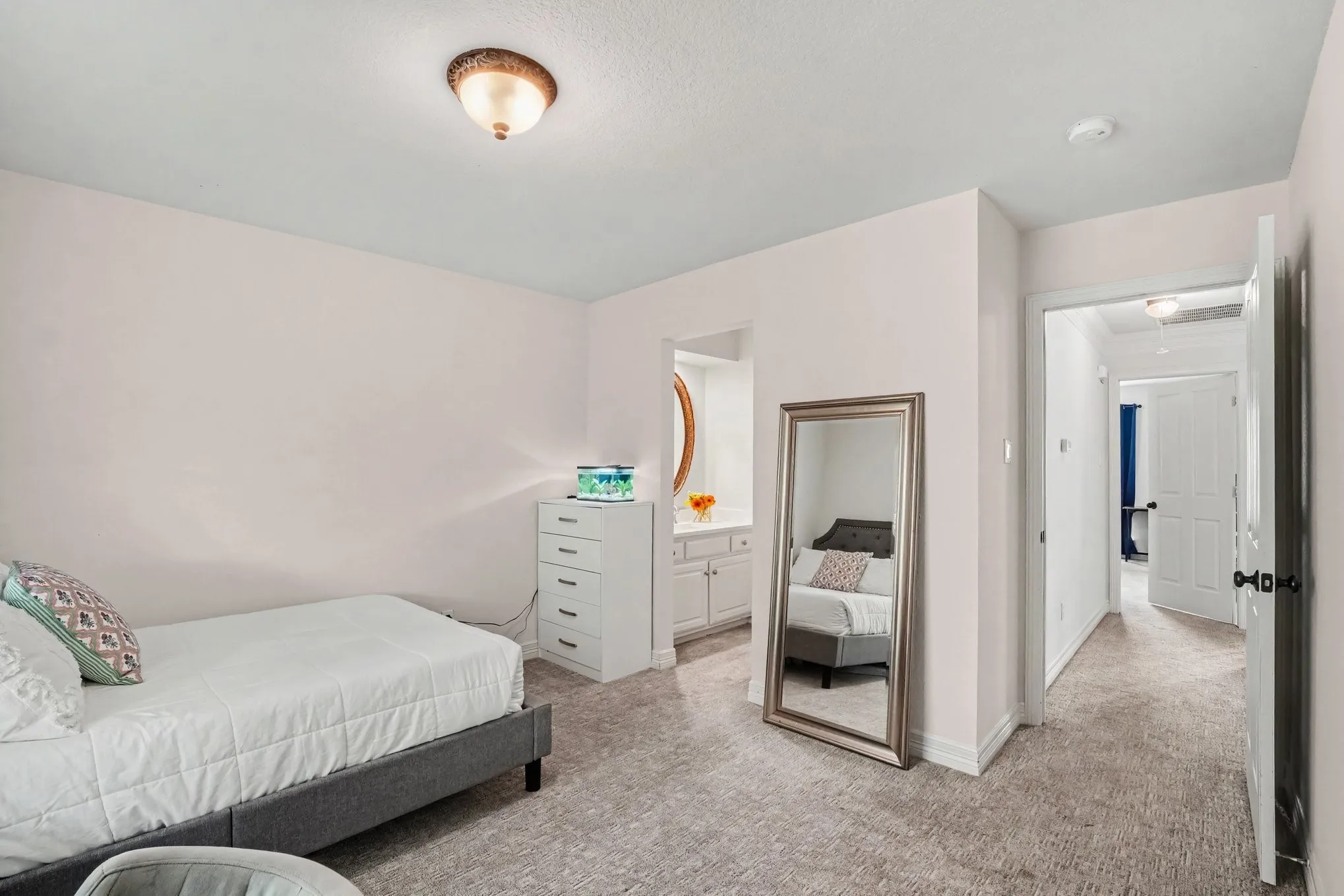 Single Family Residence For Sale in Collin County , 5360 Gatesworth Lane, Dallas, Texas 75287, 3 Bedroom, 3 Bathroom, 2 Garage spaces, 2,897 Sqft, built in 1997, mls#21367506, Real Estate Agent in Dallas, Homes For Sale in Collin county, Homes For Sale in Dallas, Realtor in Dallas Texas, Real Estate Brokerage Independent Realty Texas, Luminita Cordes Realtor