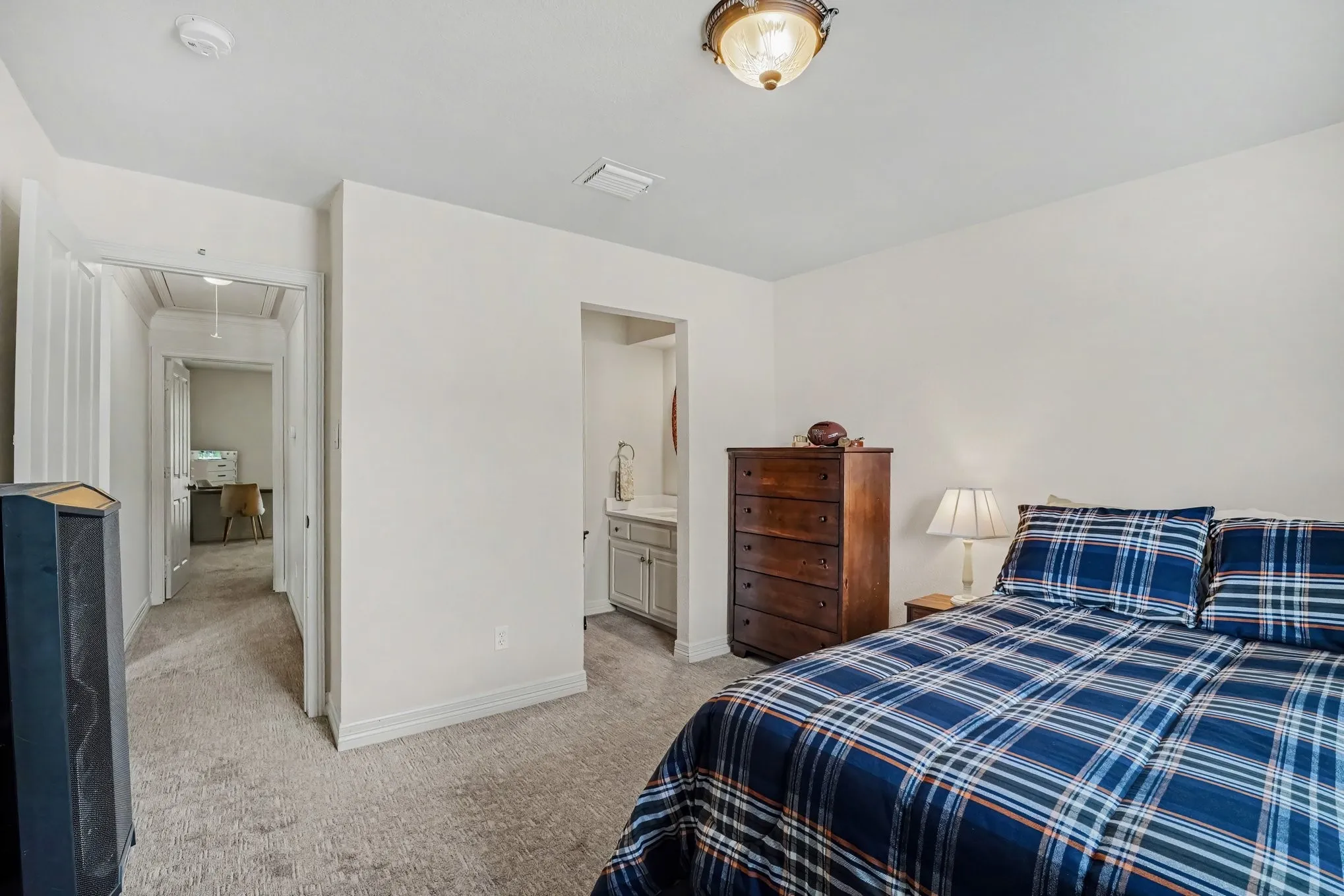 Single Family Residence For Sale in Collin County , 5360 Gatesworth Lane, Dallas, Texas 75287, 3 Bedroom, 3 Bathroom, 2 Garage spaces, 2,897 Sqft, built in 1997, mls#21367506, Real Estate Agent in Dallas, Homes For Sale in Collin county, Homes For Sale in Dallas, Realtor in Dallas Texas, Real Estate Brokerage Independent Realty Texas, Luminita Cordes Realtor