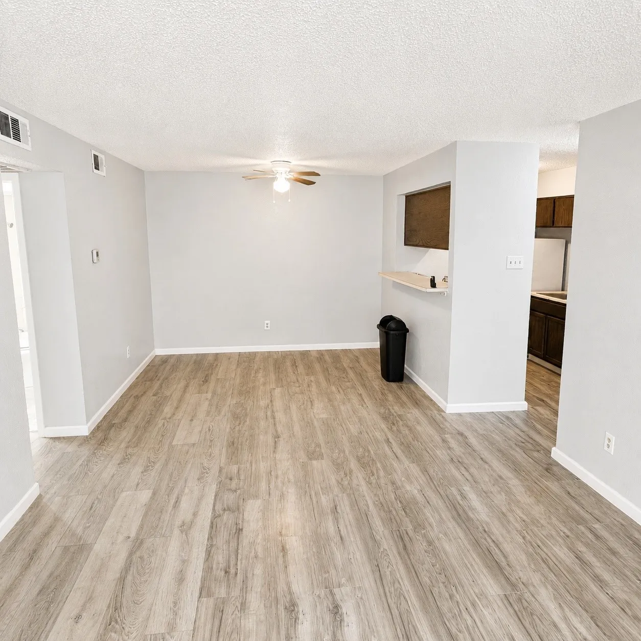 Condominium For Rent in Dallas County , 8110 Skillman Street 1002, Dallas, Texas 75231, 1 Bedroom, 1 Bathroom, Garage spaces, 569 Sqft, built in 1980, mls#21368712, Real Estate Agent in Dallas, Homes For Rent in Dallas county, Homes For Rent in Dallas, Realtor in Dallas Texas, Real Estate Brokerage Independent Realty Texas, Luminita Cordes Realtor