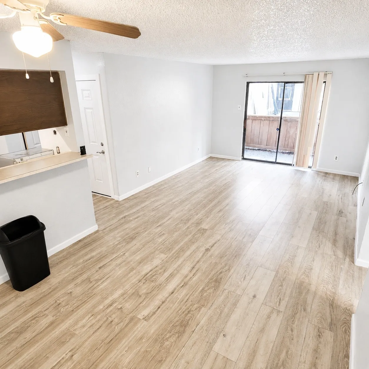 Condominium For Rent in Dallas County , 8110 Skillman Street 1002, Dallas, Texas 75231, 1 Bedroom, 1 Bathroom, Garage spaces, 569 Sqft, built in 1980, mls#21368712, Real Estate Agent in Dallas, Homes For Rent in Dallas county, Homes For Rent in Dallas, Realtor in Dallas Texas, Real Estate Brokerage Independent Realty Texas, Luminita Cordes Realtor