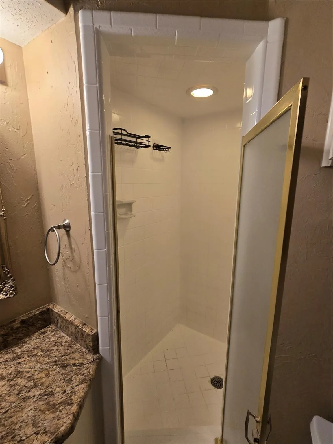 Single Family Residence For Rent in Collin County , 3216 Bandolino Lane, Plano, Texas 75075, 3 Bedroom, 2 Bathroom, 2 Garage spaces, 1,787 Sqft, built in 1983, mls#21370642, Real Estate Agent in Plano, Homes For Rent in Collin county, Homes For Rent in Plano, Realtor in Plano Texas, Real Estate Brokerage Independent Realty Texas, Luminita Cordes Realtor
