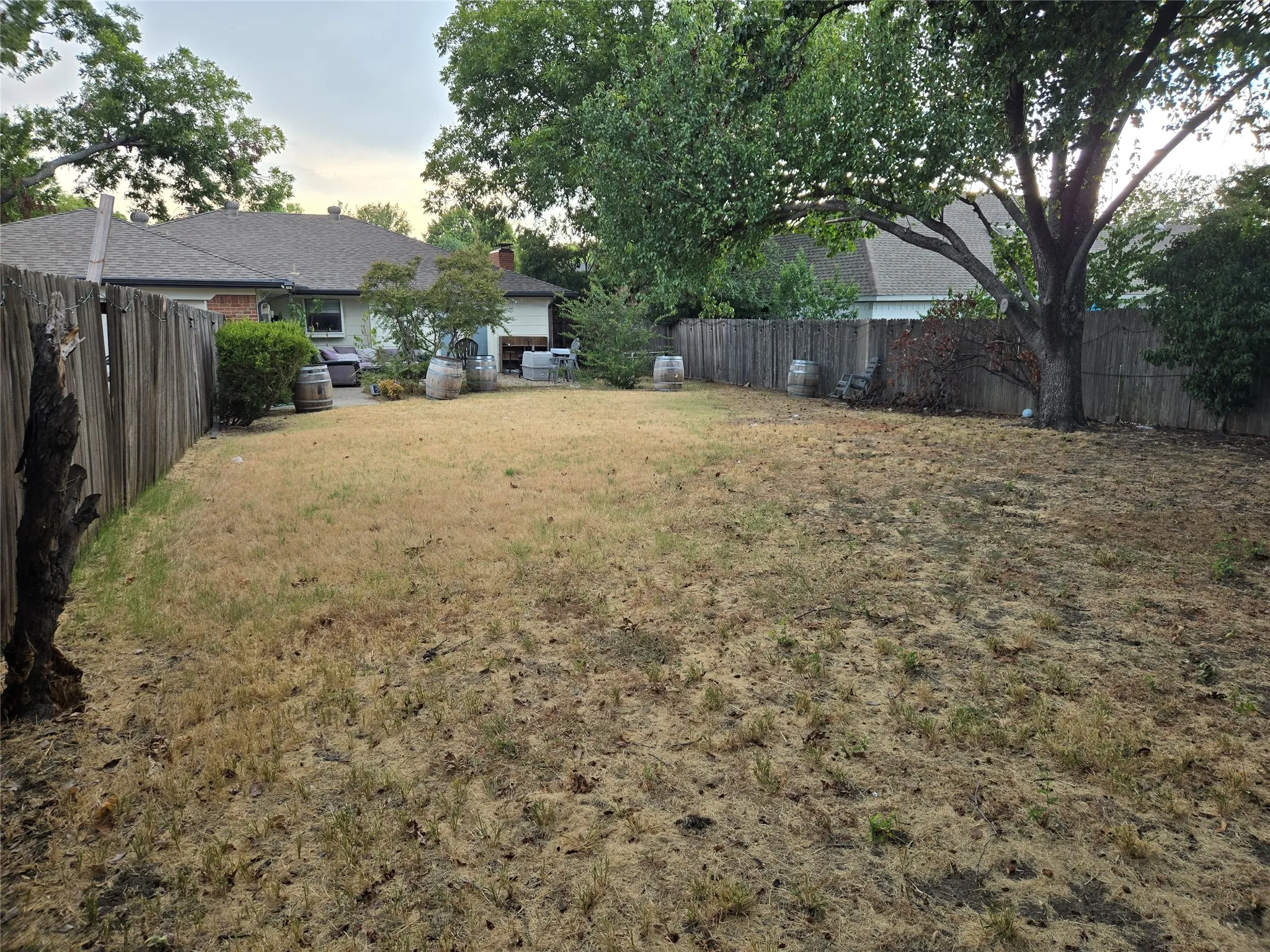 Single Family Residence For Rent in Collin County , 3216 Bandolino Lane, Plano, Texas 75075, 3 Bedroom, 2 Bathroom, 2 Garage spaces, 1,787 Sqft, built in 1983, mls#21370642, Real Estate Agent in Plano, Homes For Rent in Collin county, Homes For Rent in Plano, Realtor in Plano Texas, Real Estate Brokerage Independent Realty Texas, Luminita Cordes Realtor