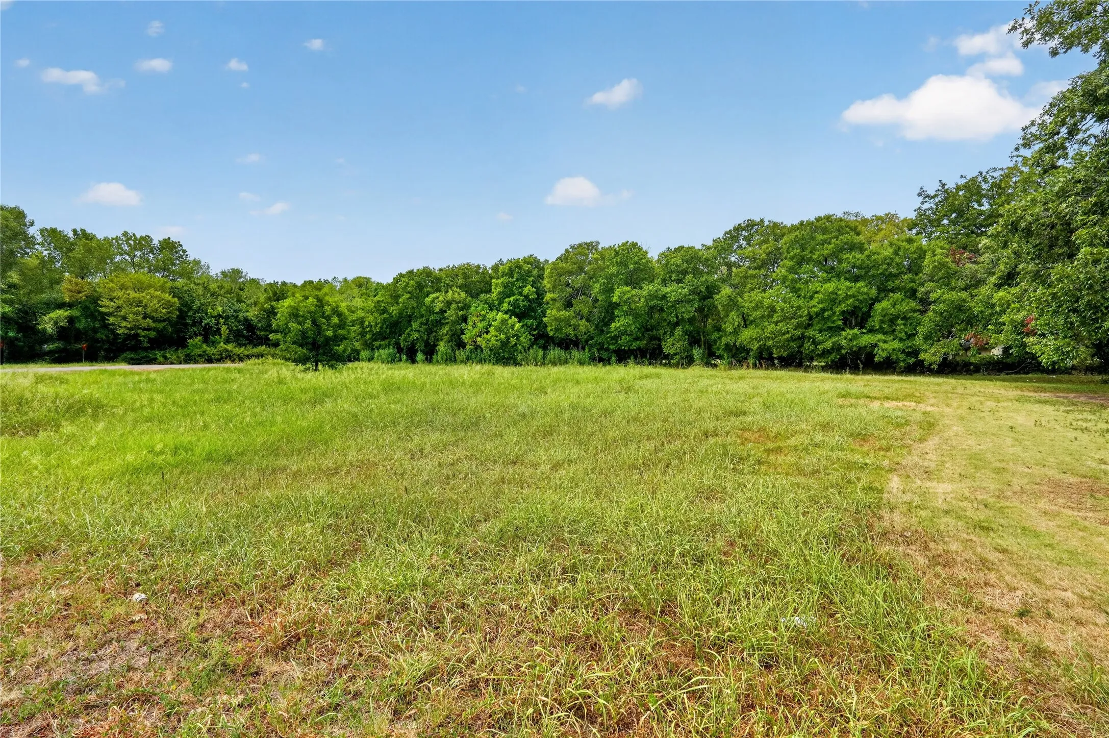 Unimproved Land For Sale in Dallas County , 5171 S Denley Drive, Dallas, Texas 75241, 0, 0, Garage spaces, 0 Sqft, built in 0, mls#21370657, Real Estate Agent in Dallas, Homes For Sale in Dallas county, Homes For Sale in Dallas, Realtor in Dallas Texas, Real Estate Brokerage Independent Realty Texas, Luminita Cordes Realtor
