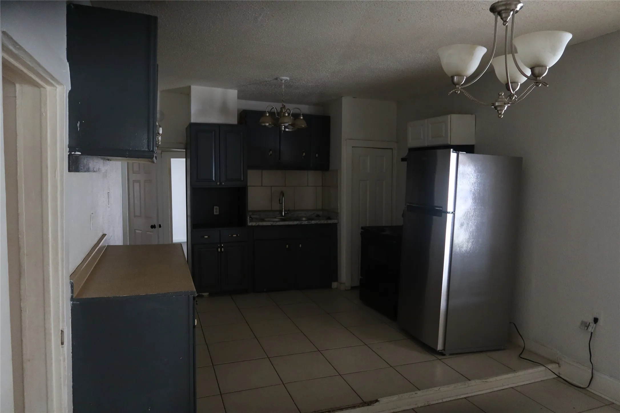 Single Family Residence For Sale in Dallas County , 4011 Coolidge Street, Dallas, Texas 75215, 4 Bedroom, 3 Bathroom, Garage spaces, 1,302 Sqft, built in 1921, mls#21370653, Real Estate Agent in Dallas, Homes For Sale in Dallas county, Homes For Sale in Dallas, Realtor in Dallas Texas, Real Estate Brokerage Independent Realty Texas, Luminita Cordes Realtor