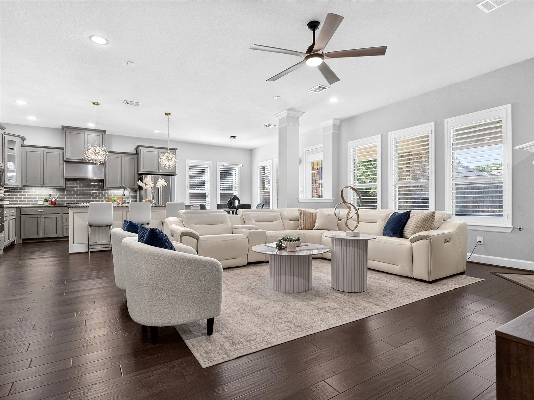 Single Family Residence For Sale in Denton County , 1708 Yeddo Path, Flower Mound, Texas 75028, 4 Bedroom, 4 Bathroom, 3 Garage spaces, 3,452 Sqft, built in 2014, mls#21367700, Real Estate Agent in Flower Mound, Homes For Sale in Denton county, Homes For Sale in Flower Mound, Realtor in Flower Mound Texas, Real Estate Brokerage Independent Realty Texas, Luminita Cordes Realtor