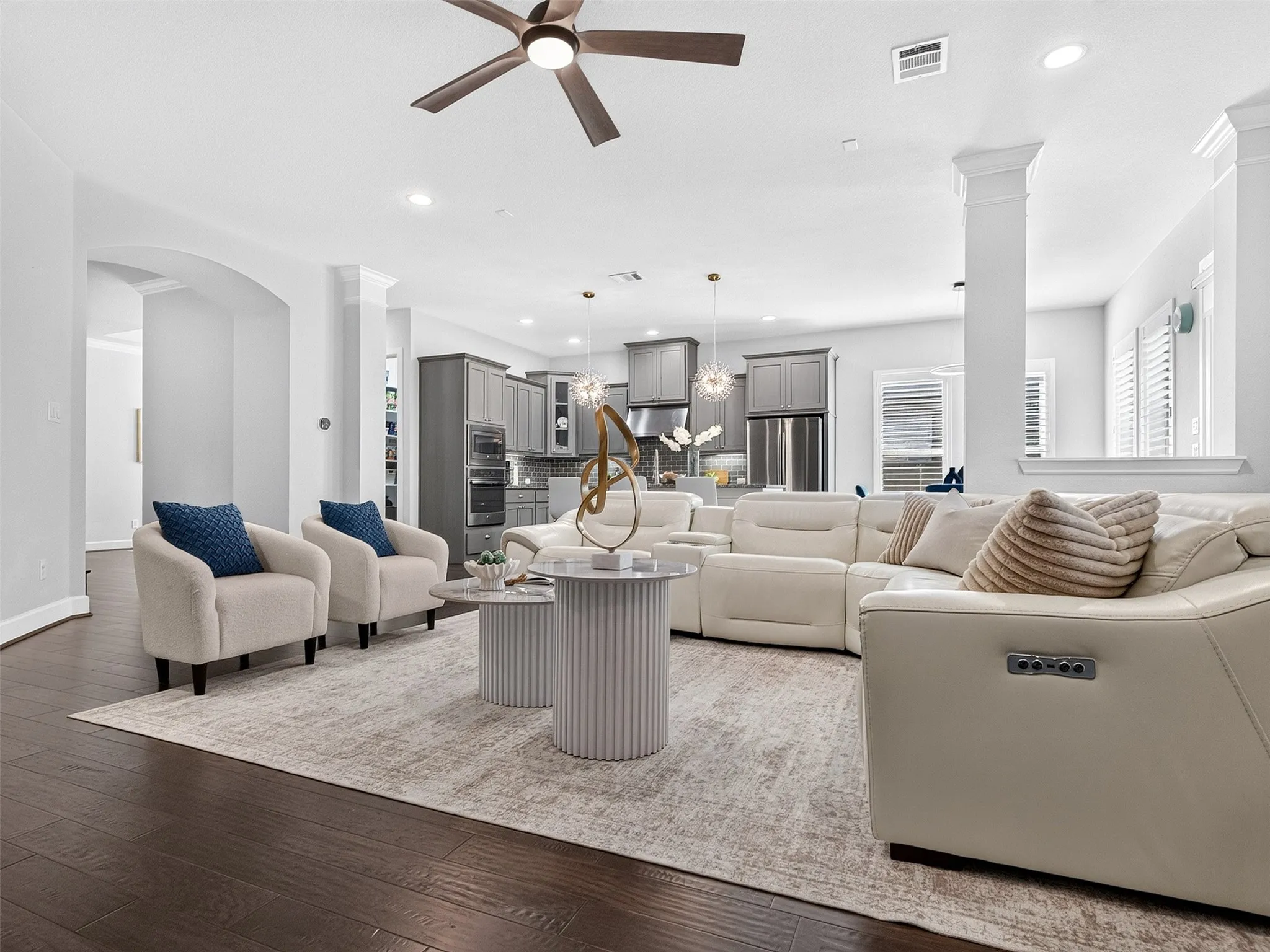 Single Family Residence For Sale in Denton County , 1708 Yeddo Path, Flower Mound, Texas 75028, 4 Bedroom, 4 Bathroom, 3 Garage spaces, 3,452 Sqft, built in 2014, mls#21367700, Real Estate Agent in Flower Mound, Homes For Sale in Denton county, Homes For Sale in Flower Mound, Realtor in Flower Mound Texas, Real Estate Brokerage Independent Realty Texas, Luminita Cordes Realtor
