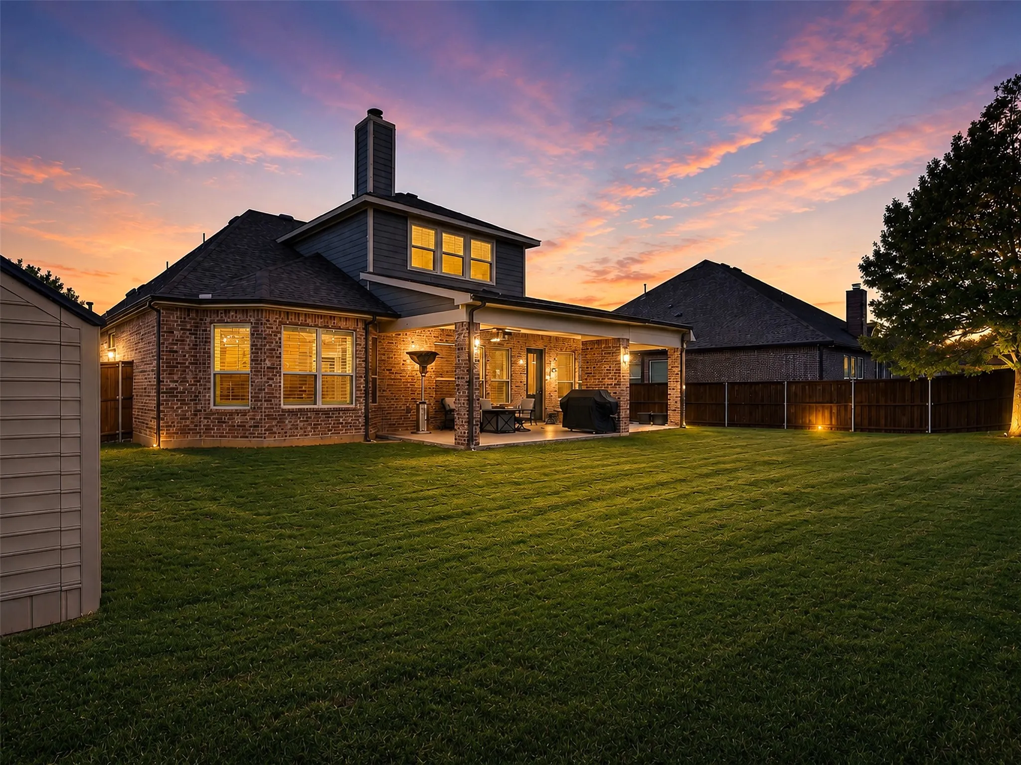 Single Family Residence For Sale in Denton County , 1708 Yeddo Path, Flower Mound, Texas 75028, 4 Bedroom, 4 Bathroom, 3 Garage spaces, 3,452 Sqft, built in 2014, mls#21367700, Real Estate Agent in Flower Mound, Homes For Sale in Denton county, Homes For Sale in Flower Mound, Realtor in Flower Mound Texas, Real Estate Brokerage Independent Realty Texas, Luminita Cordes Realtor