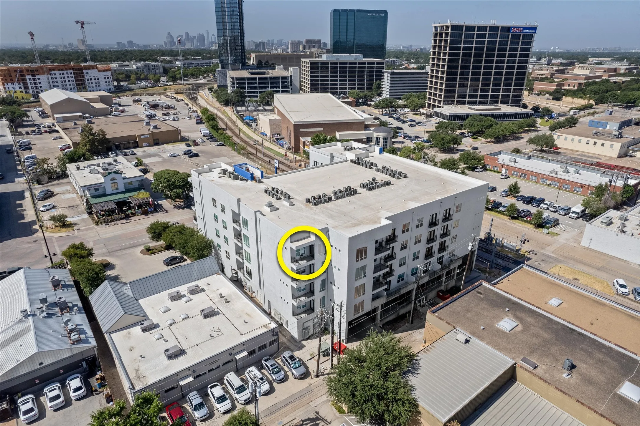 Condominium For Sale in Dallas County , 5609 Smu Boulevard 512, Dallas, Texas 75206, 1 Bedroom, 1 Bathroom, 1 Garage spaces, 752 Sqft, built in 2008, mls#21370459, Real Estate Agent in Dallas, Homes For Sale in Dallas county, Homes For Sale in Dallas, Realtor in Dallas Texas, Real Estate Brokerage Independent Realty Texas, Luminita Cordes Realtor