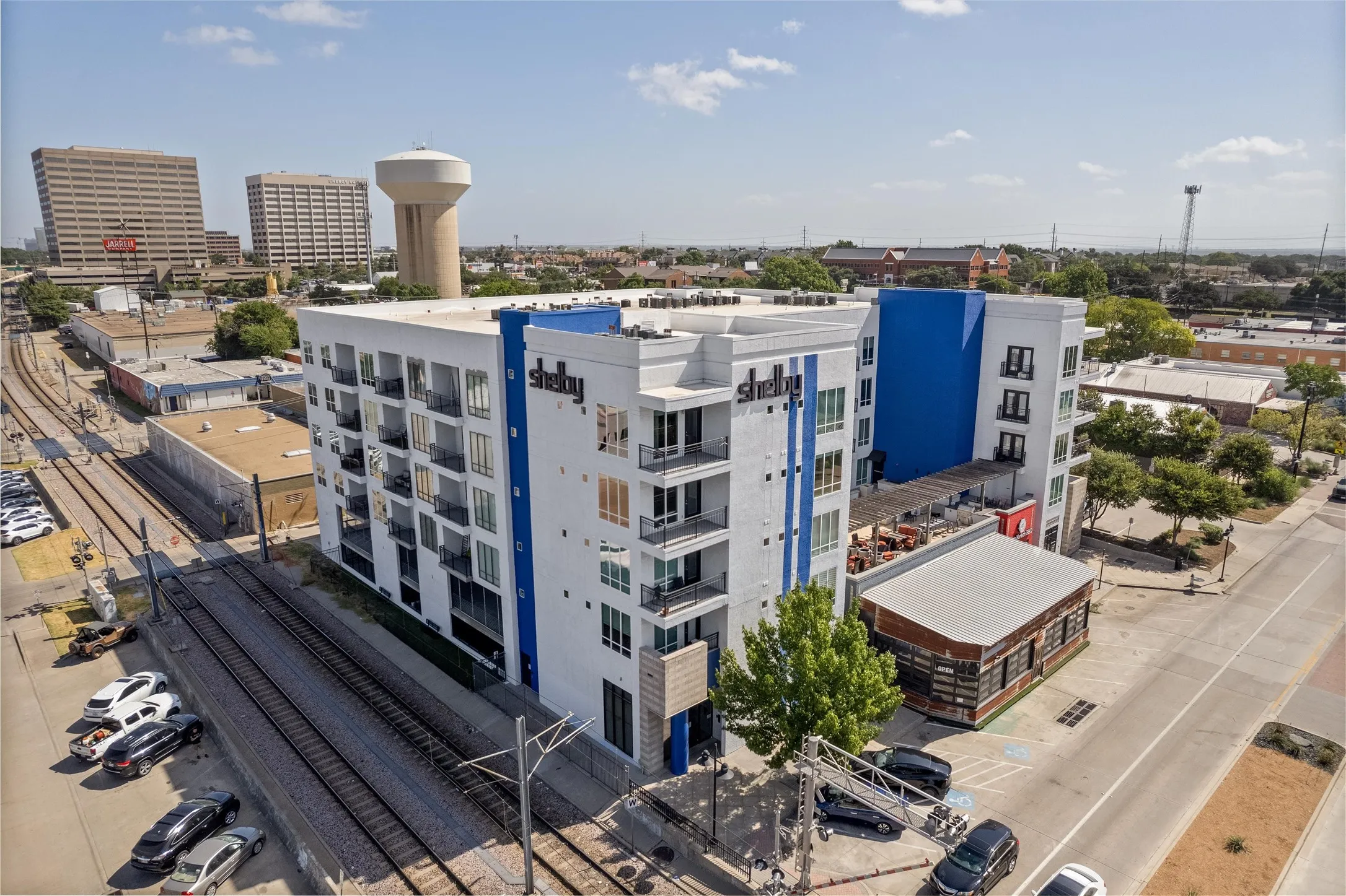 Condominium For Sale in Dallas County , 5609 Smu Boulevard 512, Dallas, Texas 75206, 1 Bedroom, 1 Bathroom, 1 Garage spaces, 752 Sqft, built in 2008, mls#21370459, Real Estate Agent in Dallas, Homes For Sale in Dallas county, Homes For Sale in Dallas, Realtor in Dallas Texas, Real Estate Brokerage Independent Realty Texas, Luminita Cordes Realtor