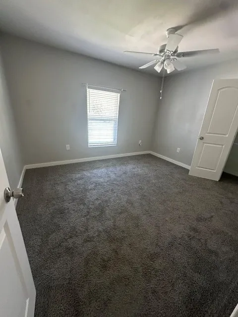 Duplex For Rent in Kaufman County , 405 Maple Drive, Terrell, Texas 75160, 2 Bedroom, 1 Bathroom, 1 Garage spaces, 860 Sqft, built in 1952, mls#21370659, Real Estate Agent in Terrell, Homes For Rent in Kaufman county, Homes For Rent in Terrell, Realtor in Terrell Texas, Real Estate Brokerage Independent Realty Texas, Luminita Cordes Realtor