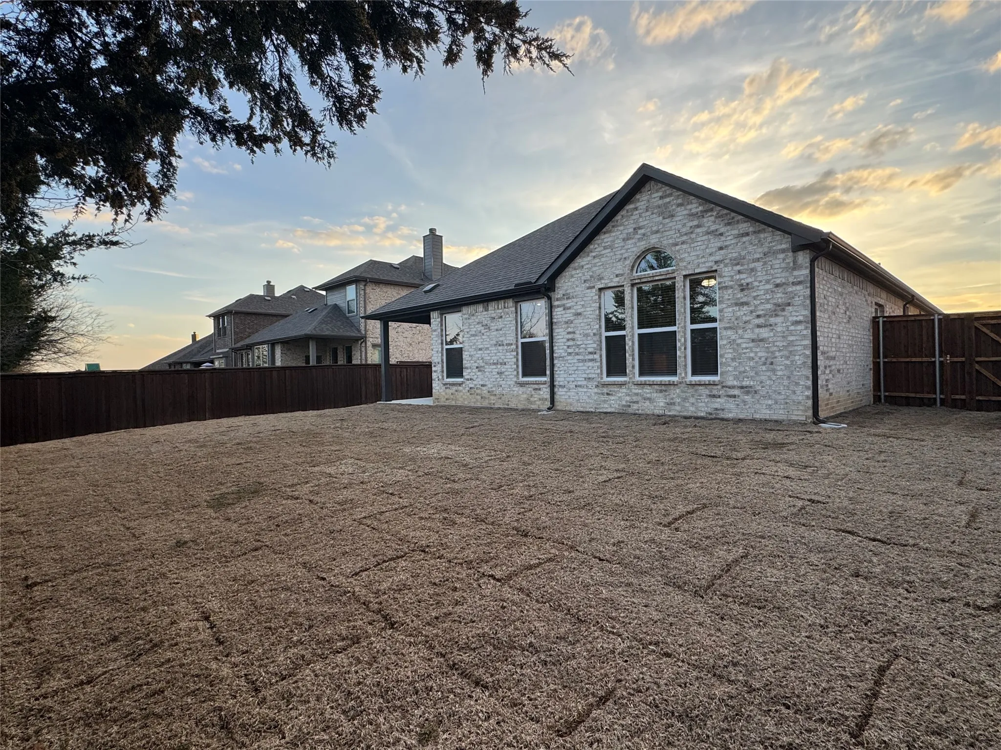 Single Family Residence For Rent in Ellis County , 400 Stone Hollow Drive, Ferris, Texas 75125, 4 Bedroom, 2 Bathroom, 2 Garage spaces, 2,029 Sqft, built in 2025, mls#21370672, Real Estate Agent in Ferris, Homes For Rent in Ellis county, Homes For Rent in Ferris, Realtor in Ferris Texas, Real Estate Brokerage Independent Realty Texas, Luminita Cordes Realtor