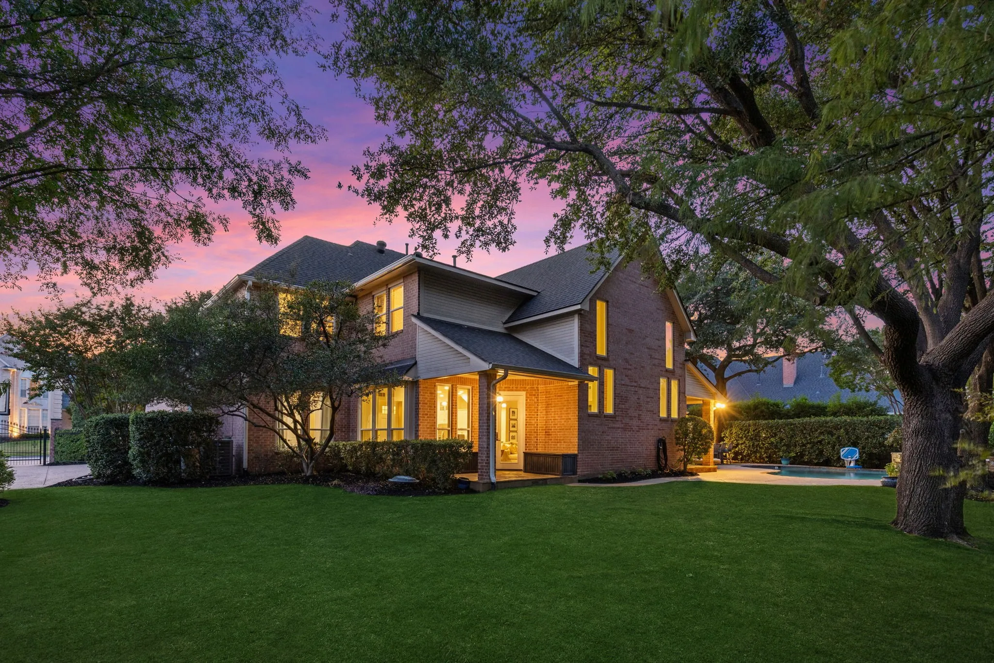 Single Family Residence For Sale in Tarrant County , 1415 Bent Creek Drive, Southlake, Texas 76092, 5 Bedroom, 5 Bathroom, 3 Garage spaces, 4,835 Sqft, built in 1994, mls#21368939, Real Estate Agent in Southlake, Homes For Sale in Tarrant county, Homes For Sale in Southlake, Realtor in Southlake Texas, Real Estate Brokerage Independent Realty Texas, Luminita Cordes Realtor