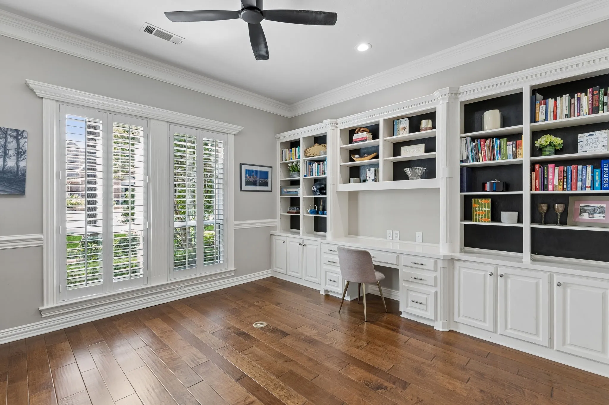 Single Family Residence For Sale in Tarrant County , 1415 Bent Creek Drive, Southlake, Texas 76092, 5 Bedroom, 5 Bathroom, 3 Garage spaces, 4,835 Sqft, built in 1994, mls#21368939, Real Estate Agent in Southlake, Homes For Sale in Tarrant county, Homes For Sale in Southlake, Realtor in Southlake Texas, Real Estate Brokerage Independent Realty Texas, Luminita Cordes Realtor
