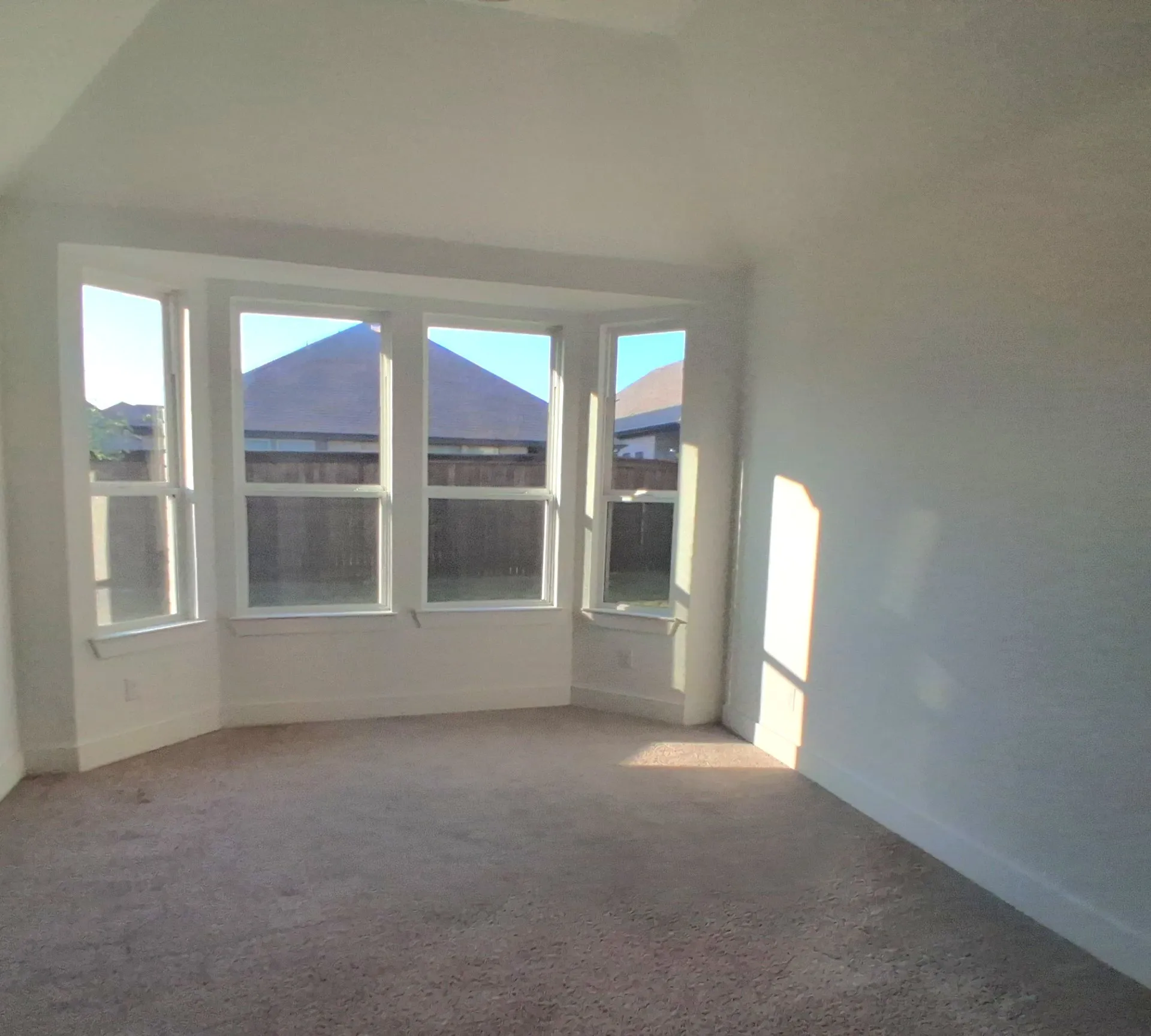 Single Family Residence For Sale in Rockwall County , 3161 Wind Knot Way, Royse City, Texas 75189, 4 Bedroom, 3 Bathroom, 2 Garage spaces, 2,612 Sqft, built in 2022, mls#21369090, Real Estate Agent in Royse City, Homes For Sale in Rockwall county, Homes For Sale in Royse City, Realtor in Royse City Texas, Real Estate Brokerage Independent Realty Texas, Luminita Cordes Realtor