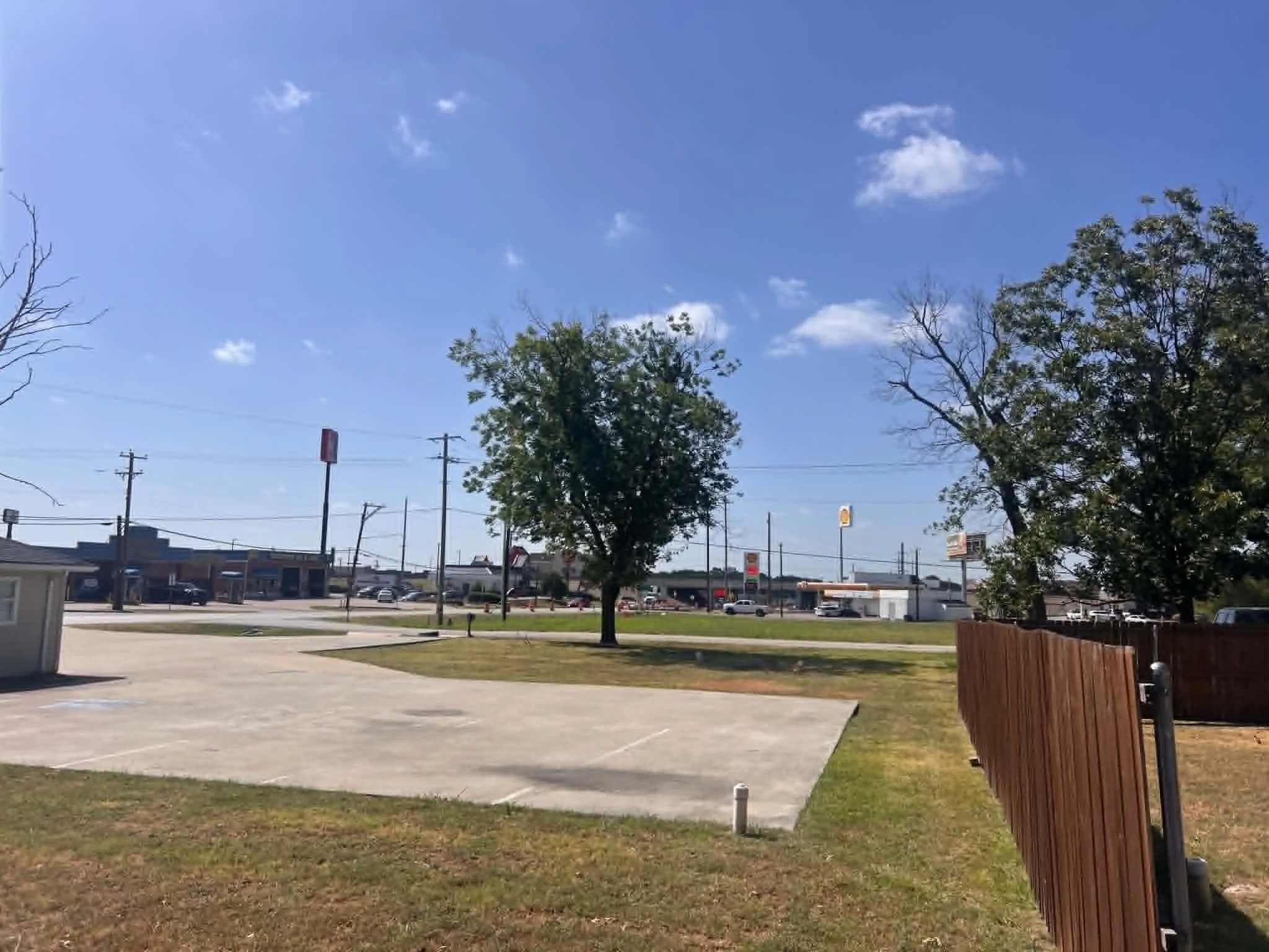Office For Sale in Rockwall County , 509 S Elm Street, Royse City, Texas 75189, 0, 0, Garage spaces, 0 Sqft, built in 1980, mls#21370675, Real Estate Agent in Royse City, Homes For Sale in Rockwall county, Homes For Sale in Royse City, Realtor in Royse City Texas, Real Estate Brokerage Independent Realty Texas, Luminita Cordes Realtor