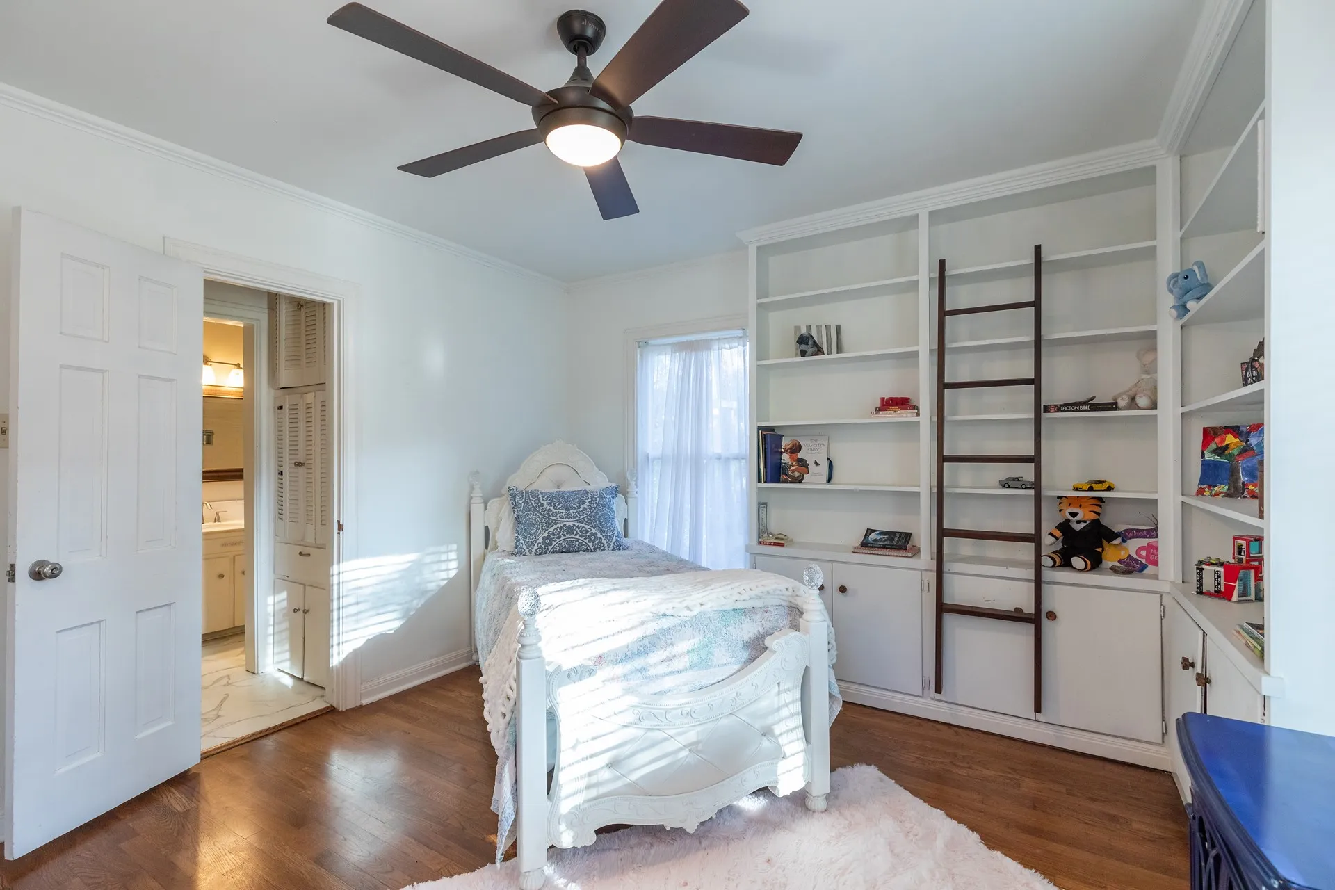 downstairs bedroom with full ensuite bathroom