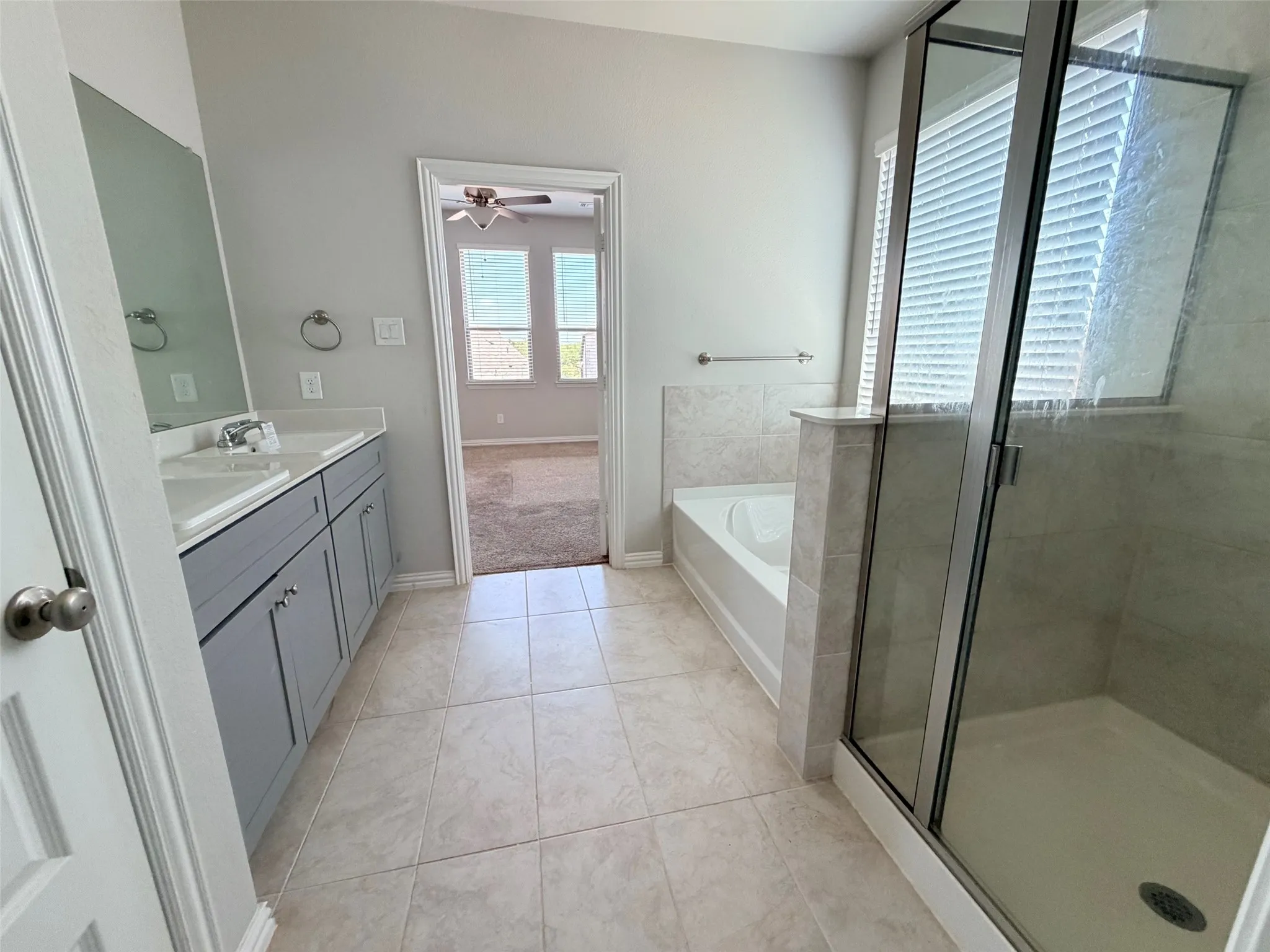 Single Family Residence For Sale in Grayson County , 3709 Talisker Boulevard, Sherman, Texas 75090, 4 Bedroom, 3 Bathroom, 2 Garage spaces, 2,646 Sqft, built in 2023, mls#21370680, Real Estate Agent in Sherman, Homes For Sale in Grayson county, Homes For Sale in Sherman, Realtor in Sherman Texas, Real Estate Brokerage Independent Realty Texas, Luminita Cordes Realtor
