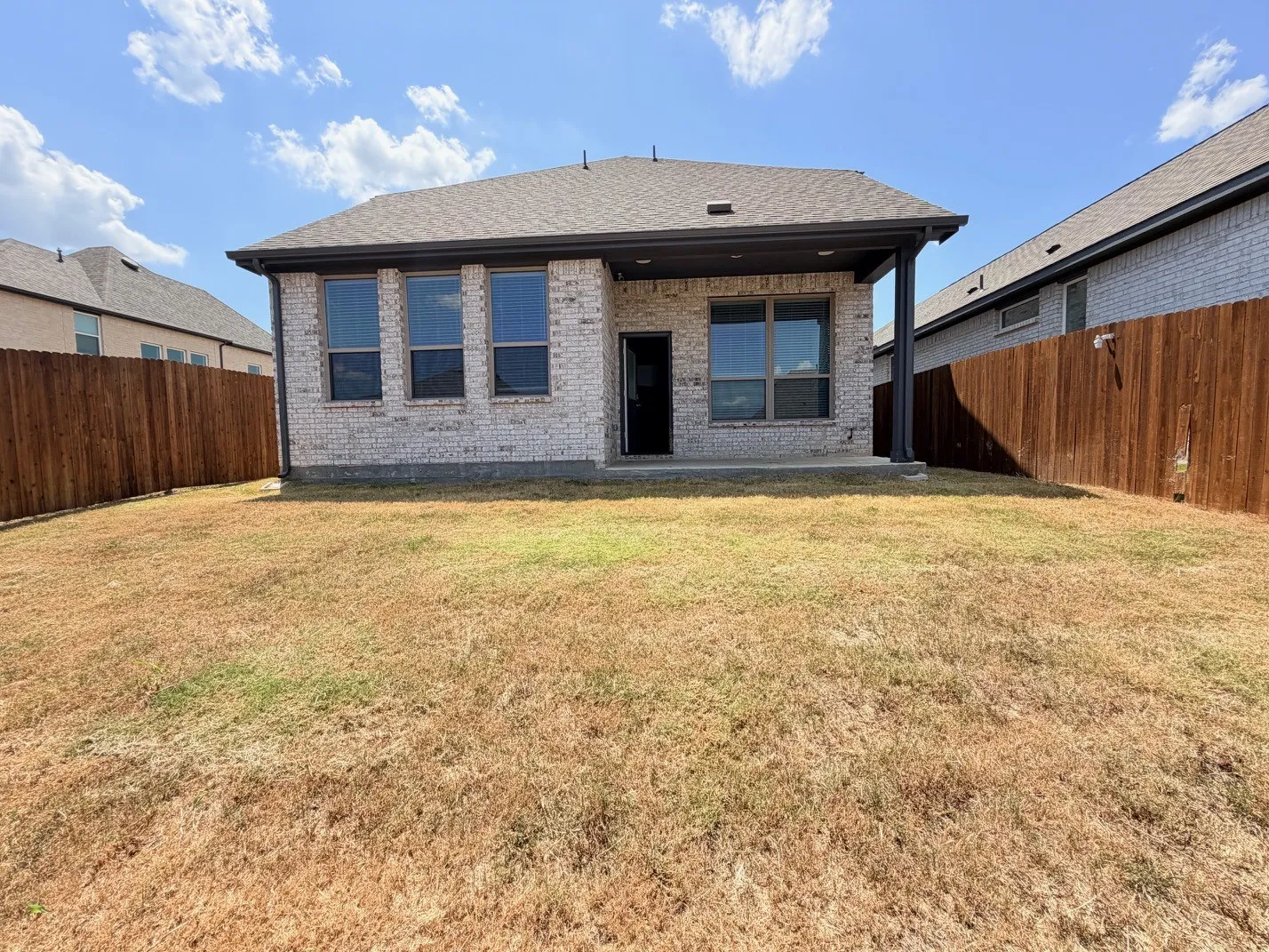 Single Family Residence For Sale in Grayson County , 3709 Talisker Boulevard, Sherman, Texas 75090, 4 Bedroom, 3 Bathroom, 2 Garage spaces, 2,646 Sqft, built in 2023, mls#21370680, Real Estate Agent in Sherman, Homes For Sale in Grayson county, Homes For Sale in Sherman, Realtor in Sherman Texas, Real Estate Brokerage Independent Realty Texas, Luminita Cordes Realtor