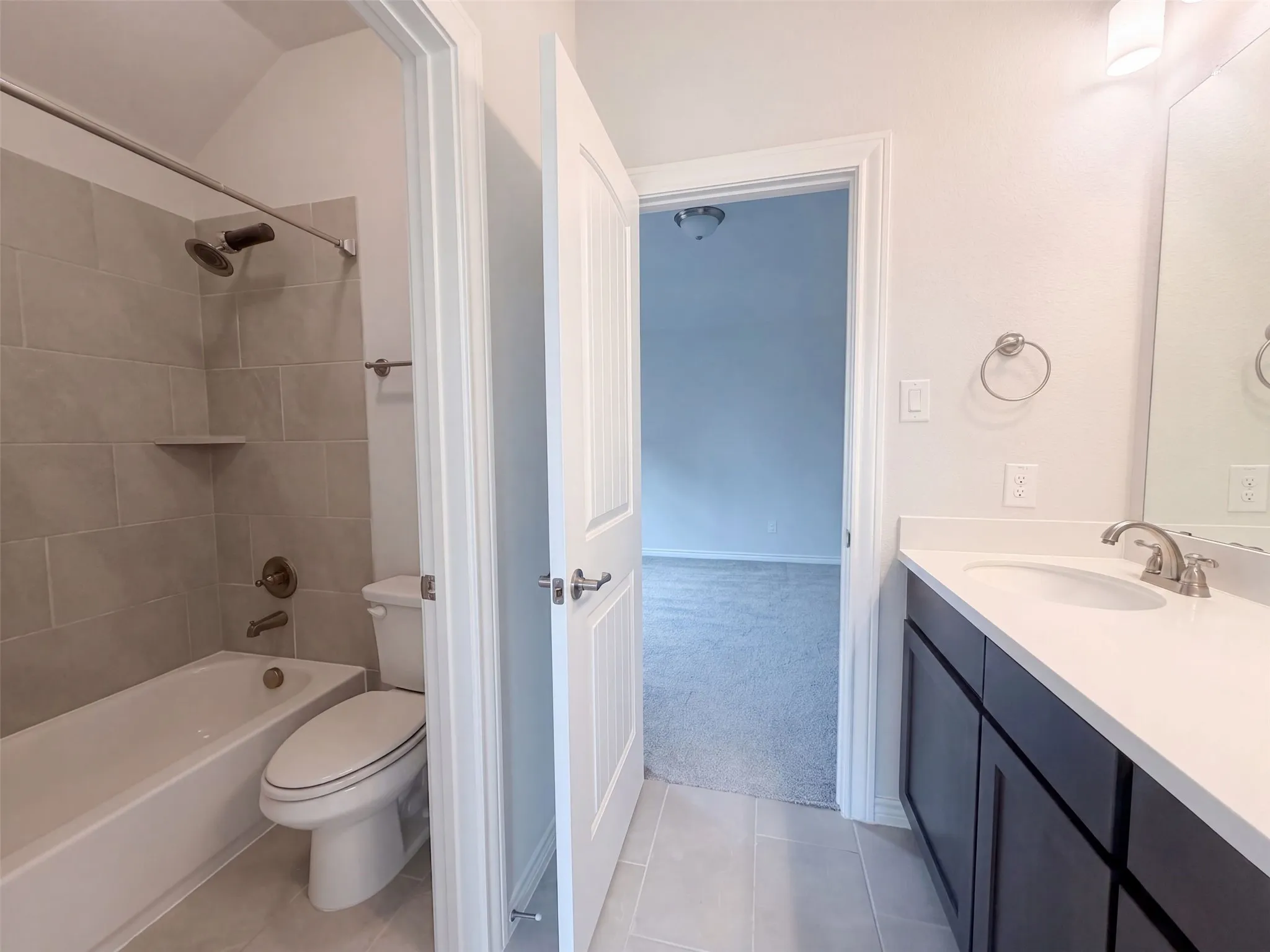 Single Family Residence For Sale in Denton County , 850 Elm Park Drive, Prosper, Texas 75078, 4 Bedroom, 5 Bathroom, 3 Garage spaces, 3,657 Sqft, built in 2019, mls#21370692, Real Estate Agent in Prosper, Homes For Sale in Denton county, Homes For Sale in Prosper, Realtor in Prosper Texas, Real Estate Brokerage Independent Realty Texas, Luminita Cordes Realtor