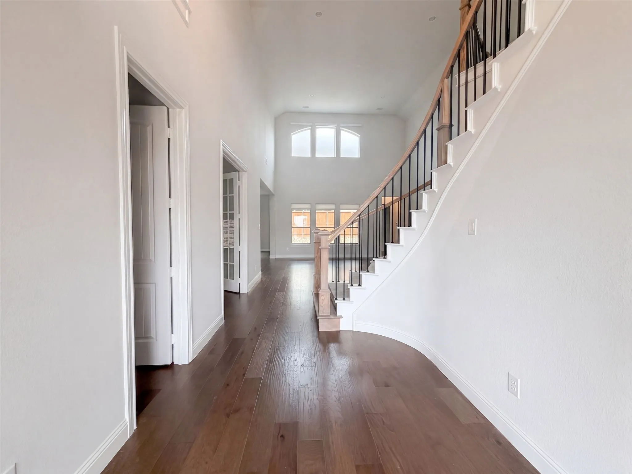 Single Family Residence For Sale in Denton County , 850 Elm Park Drive, Prosper, Texas 75078, 4 Bedroom, 5 Bathroom, 3 Garage spaces, 3,657 Sqft, built in 2019, mls#21370692, Real Estate Agent in Prosper, Homes For Sale in Denton county, Homes For Sale in Prosper, Realtor in Prosper Texas, Real Estate Brokerage Independent Realty Texas, Luminita Cordes Realtor