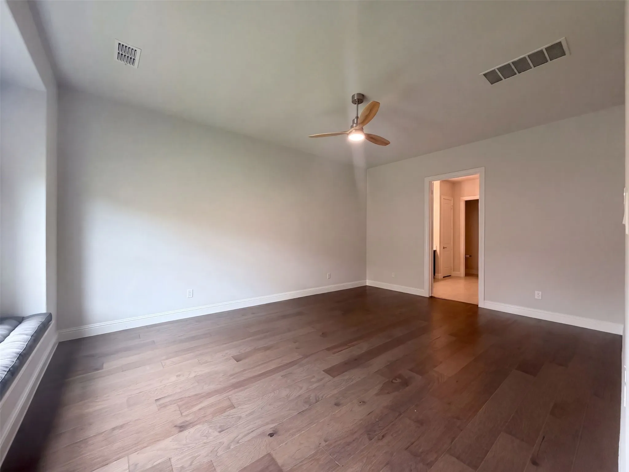 Single Family Residence For Sale in Denton County , 850 Elm Park Drive, Prosper, Texas 75078, 4 Bedroom, 5 Bathroom, 3 Garage spaces, 3,657 Sqft, built in 2019, mls#21370692, Real Estate Agent in Prosper, Homes For Sale in Denton county, Homes For Sale in Prosper, Realtor in Prosper Texas, Real Estate Brokerage Independent Realty Texas, Luminita Cordes Realtor