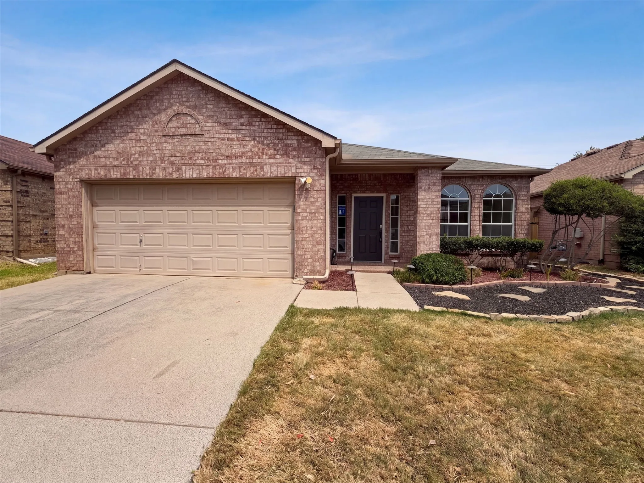Single Family Residence For Sale in Tarrant County , 12609 Black Cherry Lane, Fort Worth, Texas 76040, 3 Bedroom, 2 Bathroom, 2 Garage spaces, 1,711 Sqft, built in 1999, mls#21370693, Real Estate Agent in Fort Worth, Homes For Sale in Tarrant county, Homes For Sale in Fort Worth, Realtor in Fort Worth Texas, Real Estate Brokerage Independent Realty Texas, Luminita Cordes Realtor