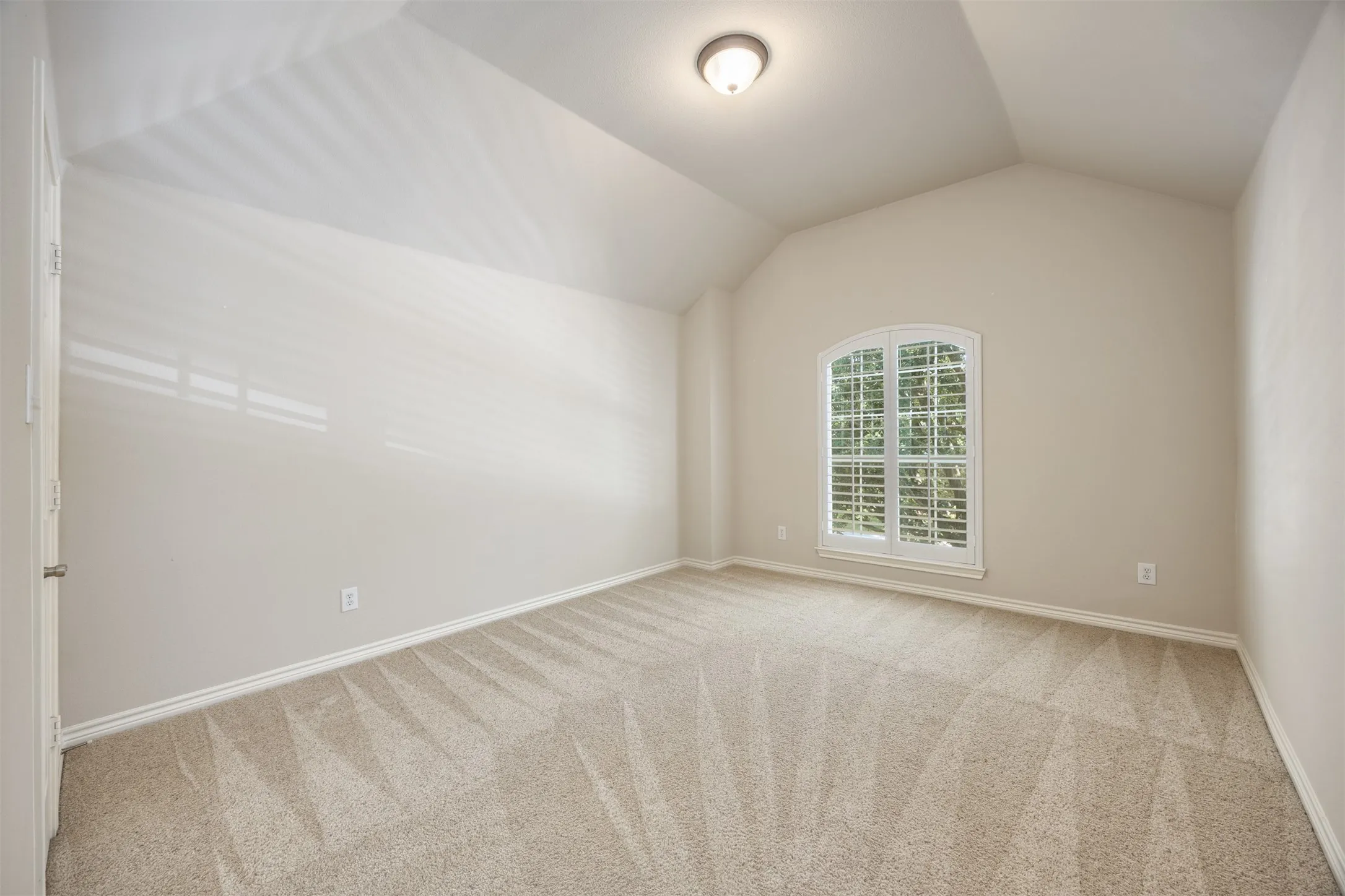 Single Family Residence For Rent in Collin County , 13260 Box Elder Lane, Frisco, Texas 75035, 5 Bedroom, 4 Bathroom, 2 Garage spaces, 3,831 Sqft, built in 2007, mls#21370688, Real Estate Agent in Frisco, Homes For Rent in Collin county, Homes For Rent in Frisco, Realtor in Frisco Texas, Real Estate Brokerage Independent Realty Texas, Luminita Cordes Realtor