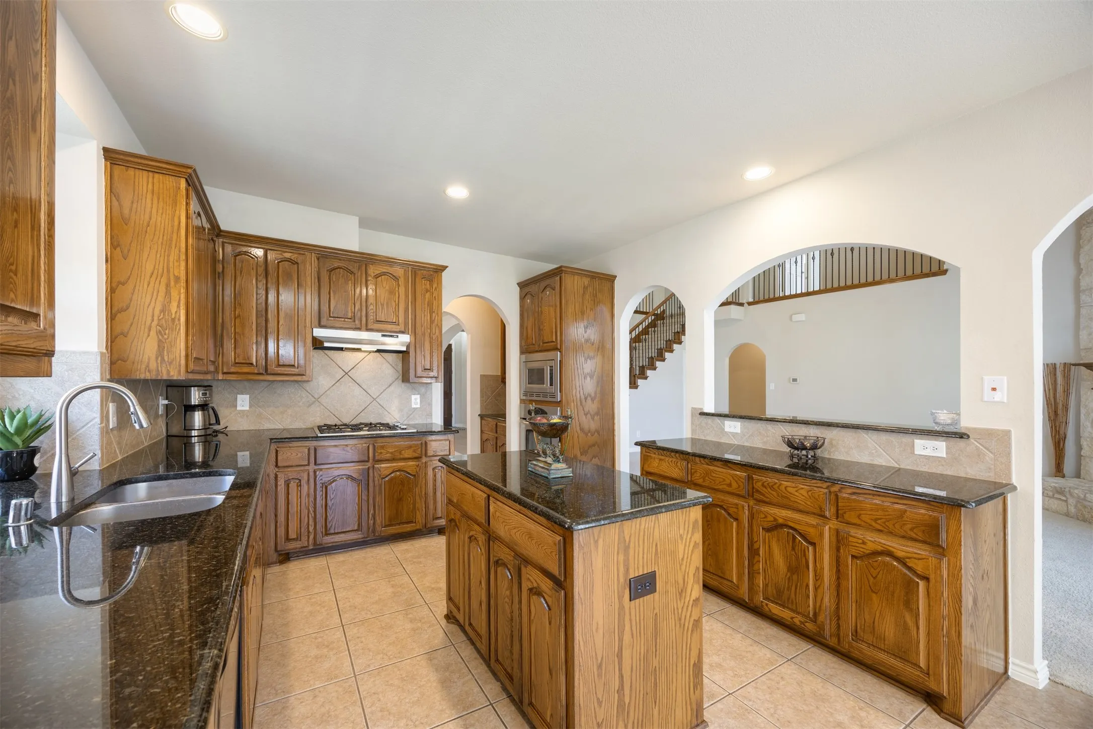 Single Family Residence For Rent in Collin County , 13260 Box Elder Lane, Frisco, Texas 75035, 5 Bedroom, 4 Bathroom, 2 Garage spaces, 3,831 Sqft, built in 2007, mls#21370688, Real Estate Agent in Frisco, Homes For Rent in Collin county, Homes For Rent in Frisco, Realtor in Frisco Texas, Real Estate Brokerage Independent Realty Texas, Luminita Cordes Realtor