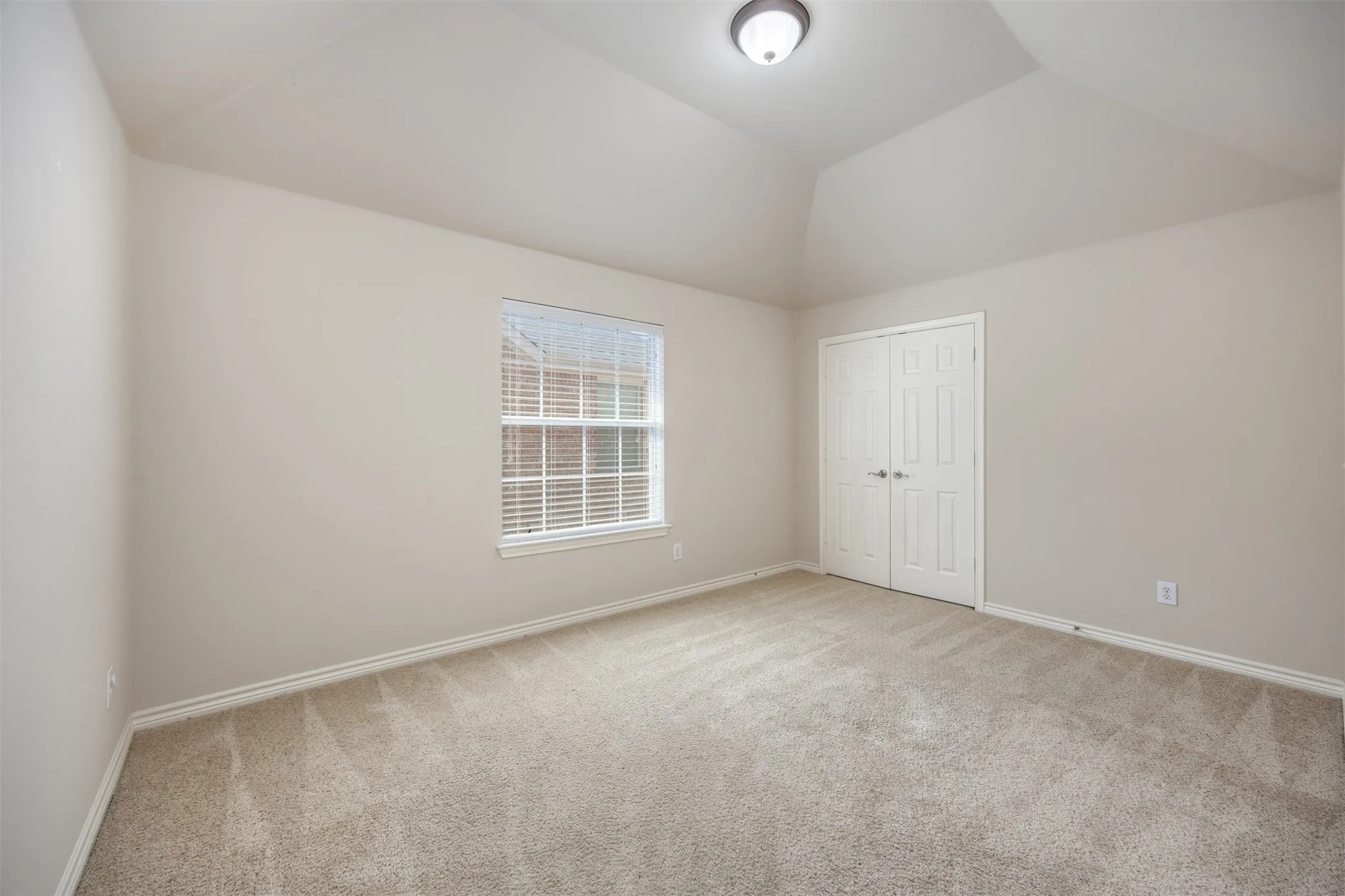 Single Family Residence For Rent in Collin County , 13260 Box Elder Lane, Frisco, Texas 75035, 5 Bedroom, 4 Bathroom, 2 Garage spaces, 3,831 Sqft, built in 2007, mls#21370688, Real Estate Agent in Frisco, Homes For Rent in Collin county, Homes For Rent in Frisco, Realtor in Frisco Texas, Real Estate Brokerage Independent Realty Texas, Luminita Cordes Realtor