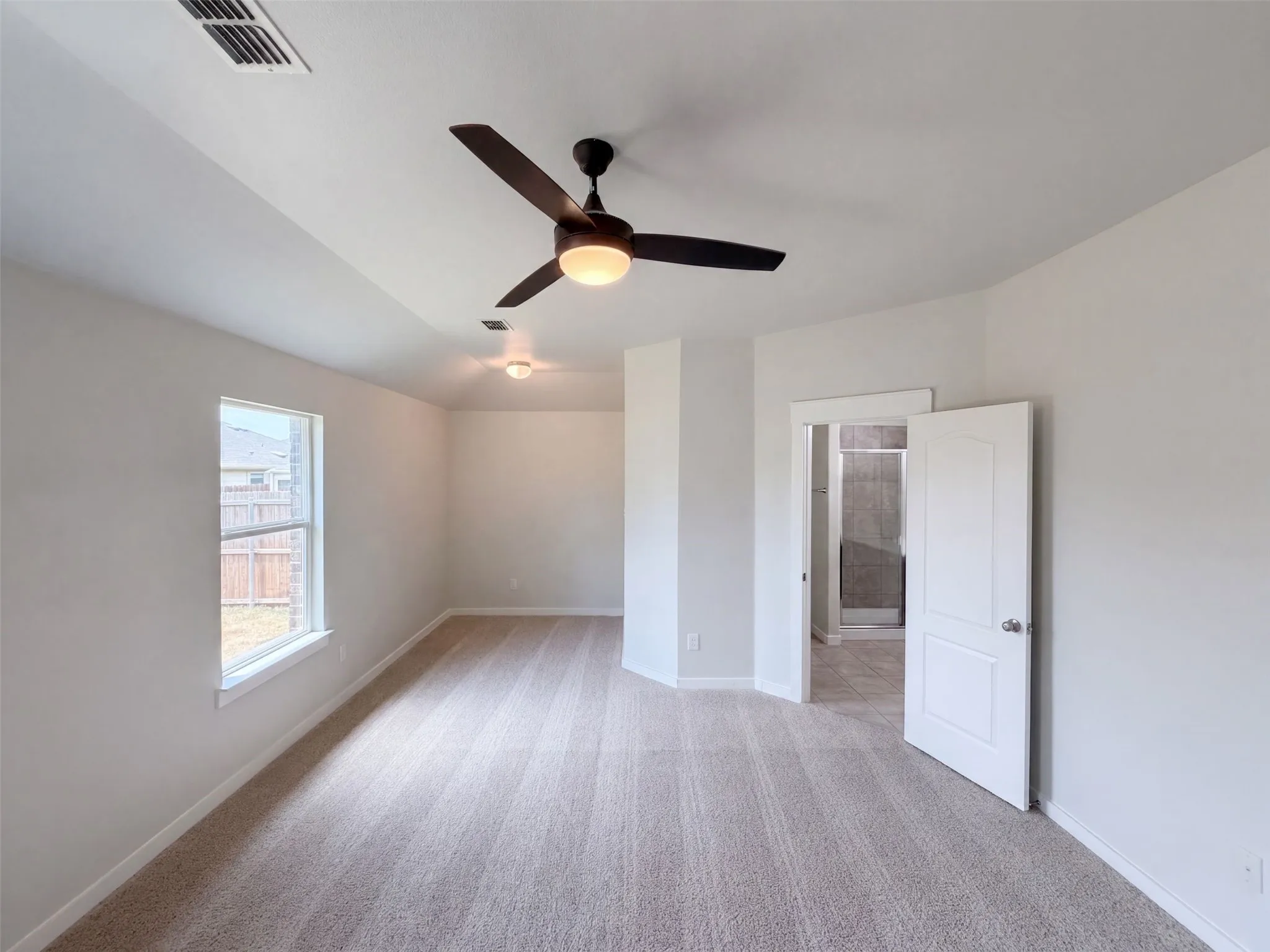 Single Family Residence For Sale in Tarrant County , 8956 Devonshire Drive, Fort Worth, Texas 76131, 5 Bedroom, 3 Bathroom, 2 Garage spaces, 2,111 Sqft, built in 2019, mls#21370695, Real Estate Agent in Fort Worth, Homes For Sale in Tarrant county, Homes For Sale in Fort Worth, Realtor in Fort Worth Texas, Real Estate Brokerage Independent Realty Texas, Luminita Cordes Realtor