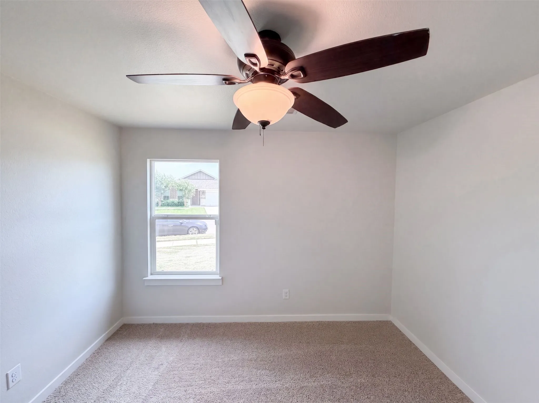 Single Family Residence For Sale in Tarrant County , 8956 Devonshire Drive, Fort Worth, Texas 76131, 5 Bedroom, 3 Bathroom, 2 Garage spaces, 2,111 Sqft, built in 2019, mls#21370695, Real Estate Agent in Fort Worth, Homes For Sale in Tarrant county, Homes For Sale in Fort Worth, Realtor in Fort Worth Texas, Real Estate Brokerage Independent Realty Texas, Luminita Cordes Realtor