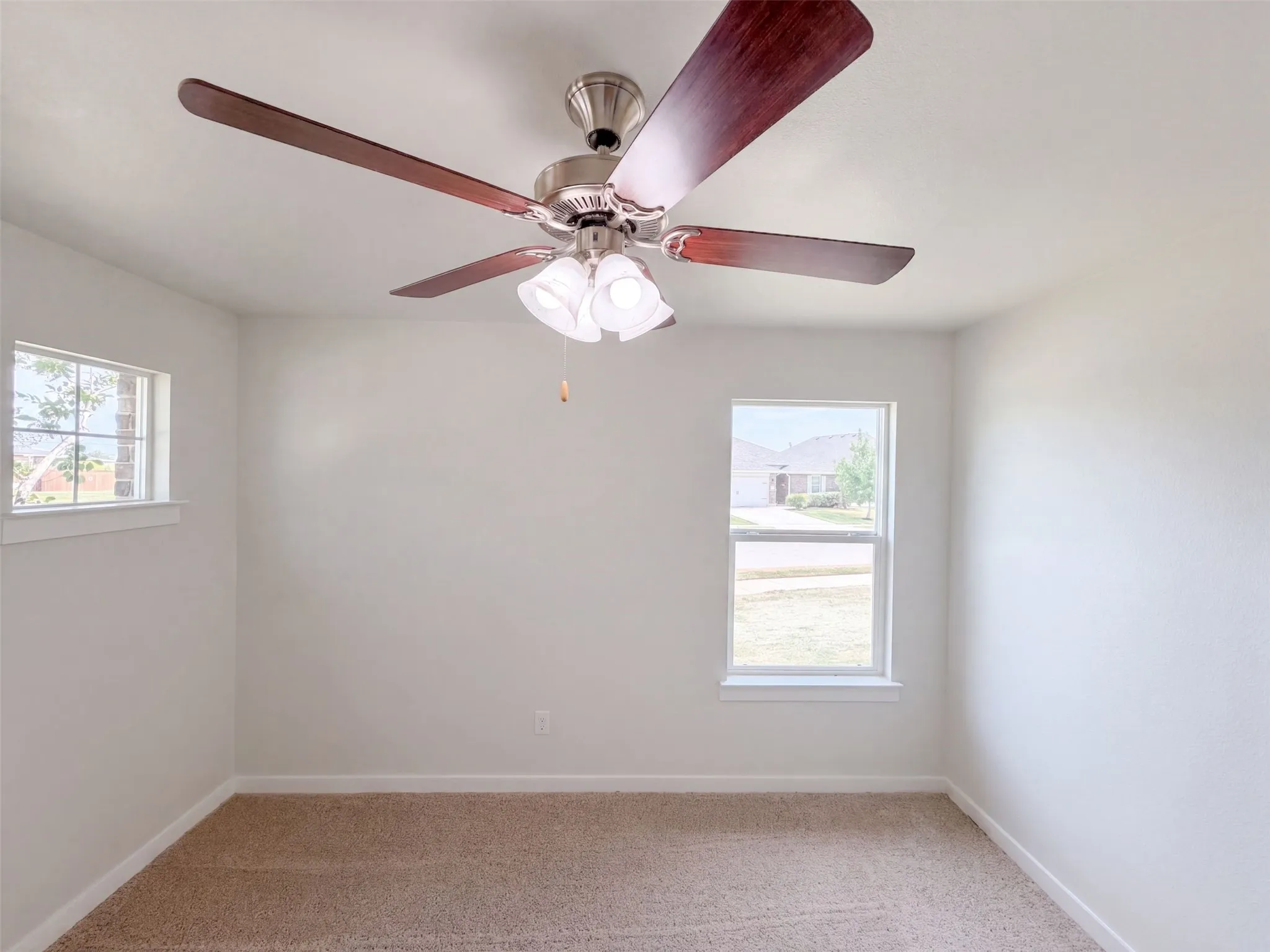 Single Family Residence For Sale in Tarrant County , 8956 Devonshire Drive, Fort Worth, Texas 76131, 5 Bedroom, 3 Bathroom, 2 Garage spaces, 2,111 Sqft, built in 2019, mls#21370695, Real Estate Agent in Fort Worth, Homes For Sale in Tarrant county, Homes For Sale in Fort Worth, Realtor in Fort Worth Texas, Real Estate Brokerage Independent Realty Texas, Luminita Cordes Realtor