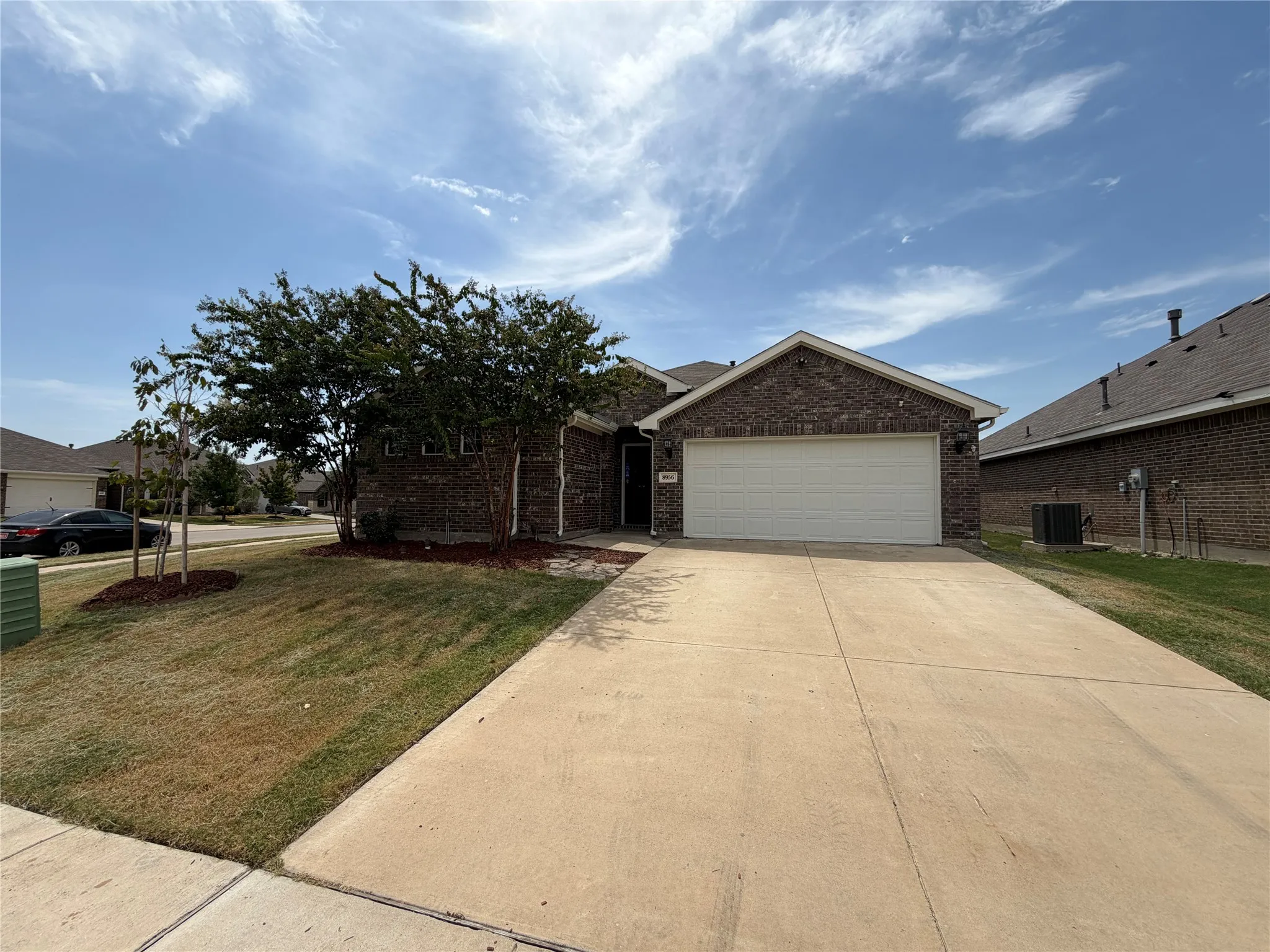 Single Family Residence For Sale in Tarrant County , 8956 Devonshire Drive, Fort Worth, Texas 76131, 5 Bedroom, 3 Bathroom, 2 Garage spaces, 2,111 Sqft, built in 2019, mls#21370695, Real Estate Agent in Fort Worth, Homes For Sale in Tarrant county, Homes For Sale in Fort Worth, Realtor in Fort Worth Texas, Real Estate Brokerage Independent Realty Texas, Luminita Cordes Realtor