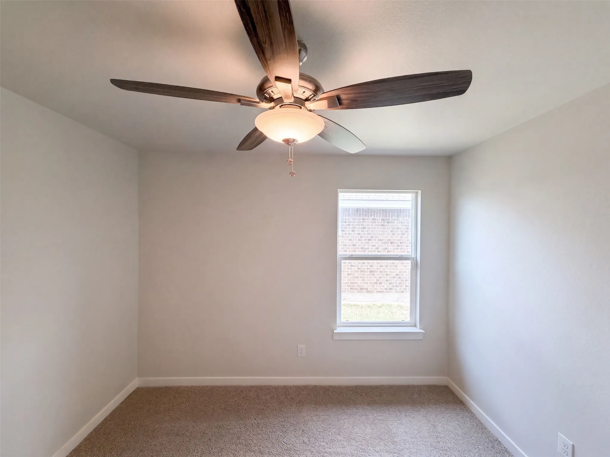 Single Family Residence For Sale in Tarrant County , 8956 Devonshire Drive, Fort Worth, Texas 76131, 5 Bedroom, 3 Bathroom, 2 Garage spaces, 2,111 Sqft, built in 2019, mls#21370695, Real Estate Agent in Fort Worth, Homes For Sale in Tarrant county, Homes For Sale in Fort Worth, Realtor in Fort Worth Texas, Real Estate Brokerage Independent Realty Texas, Luminita Cordes Realtor