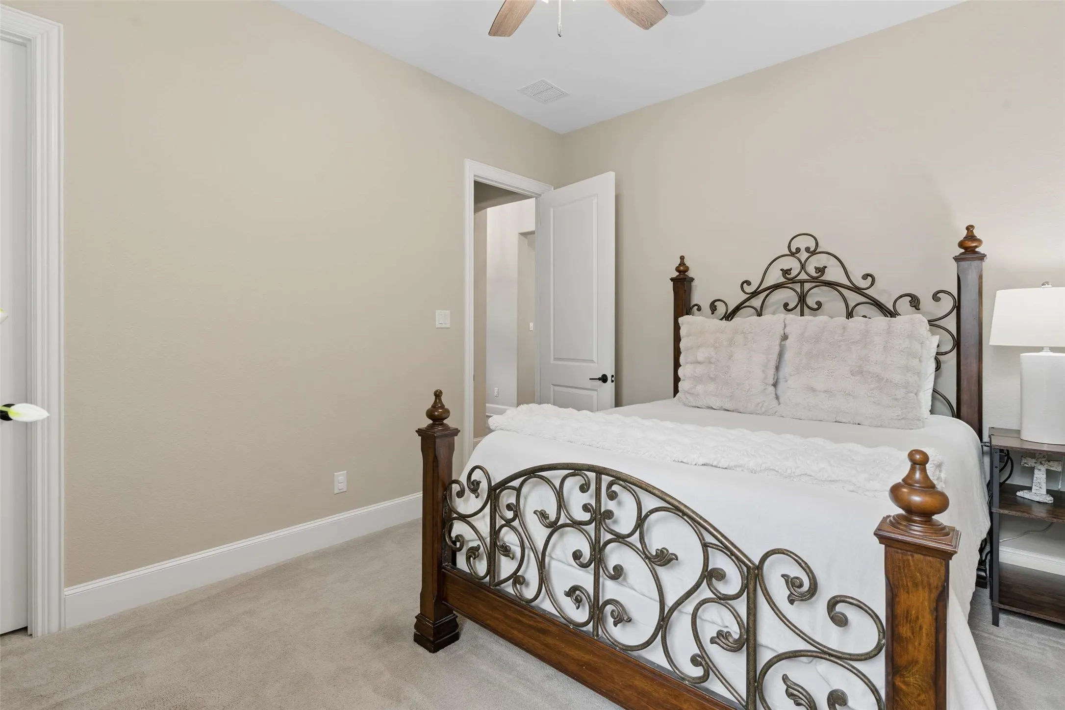 Single Family Residence For Sale in Collin County , 6229 Habersham Way, Mc Kinney, Texas 75071, 4 Bedroom, 4 Bathroom, 3 Garage spaces, 3,390 Sqft, built in 2020, mls#21370541, Real Estate Agent in Mc Kinney, Homes For Sale in Collin county, Homes For Sale in Mc Kinney, Realtor in Mc Kinney Texas, Real Estate Brokerage Independent Realty Texas, Luminita Cordes Realtor