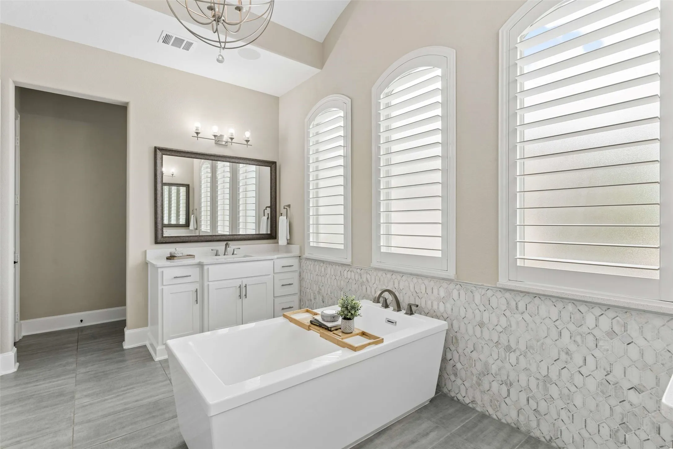 Single Family Residence For Sale in Collin County , 6229 Habersham Way, Mc Kinney, Texas 75071, 4 Bedroom, 4 Bathroom, 3 Garage spaces, 3,390 Sqft, built in 2020, mls#21370541, Real Estate Agent in Mc Kinney, Homes For Sale in Collin county, Homes For Sale in Mc Kinney, Realtor in Mc Kinney Texas, Real Estate Brokerage Independent Realty Texas, Luminita Cordes Realtor